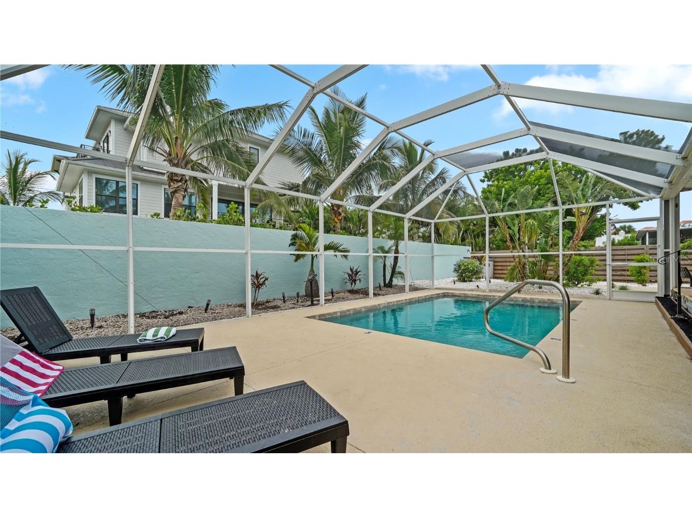 160 Harrison Drive #7 Sarasota FL 34236 A4671985 image22