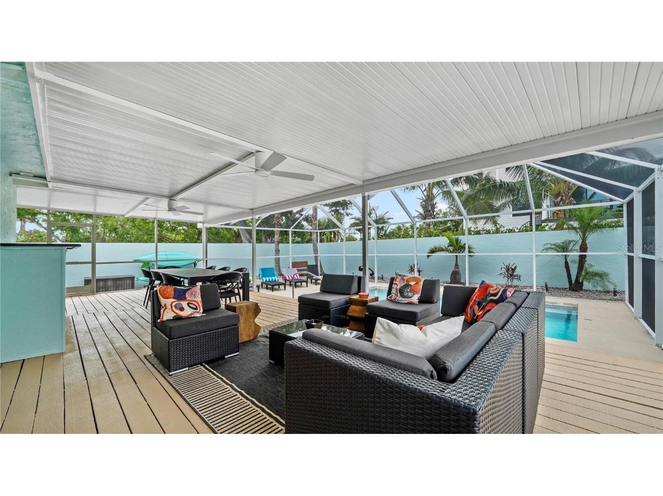 160 Harrison Drive #7 Sarasota FL 34236 A4671985 image25