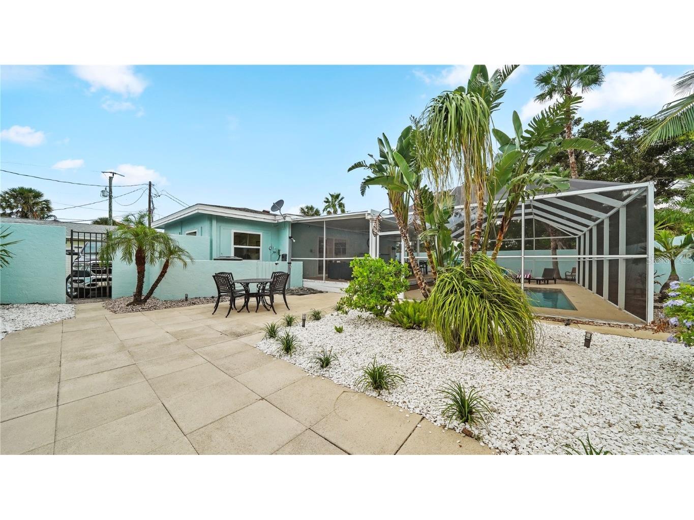 160 Harrison Drive #7 Sarasota FL 34236 A4671985 image27