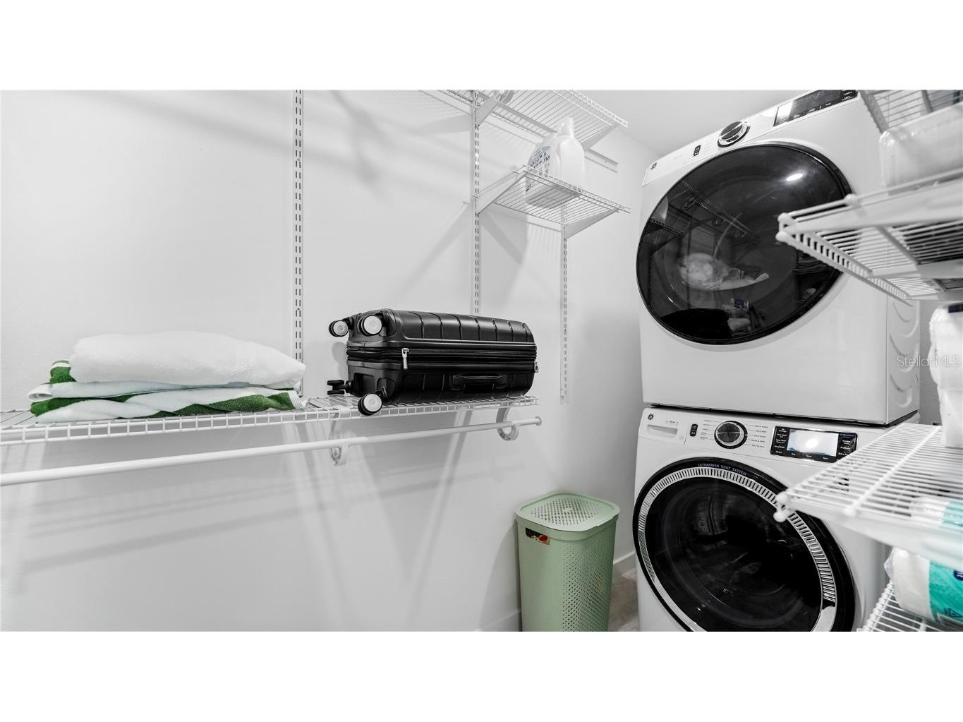 160 Harrison Drive #7 Sarasota FL 34236 A4671985 image37