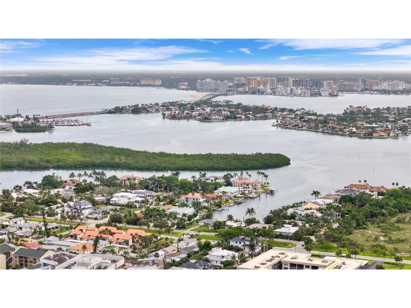 160 Harrison Drive #7 Sarasota FL 34236 A4671985 image47