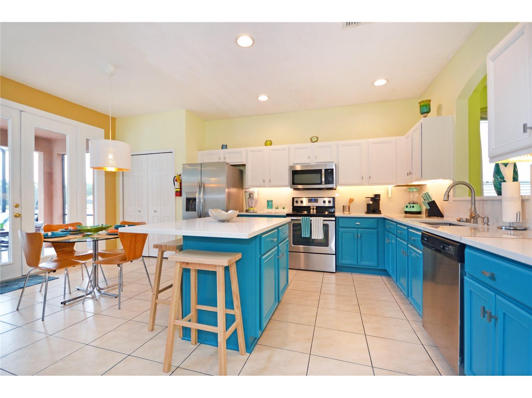 160 Hideaway Beach Lane Kissimmee FL 34746 S5118091 image9