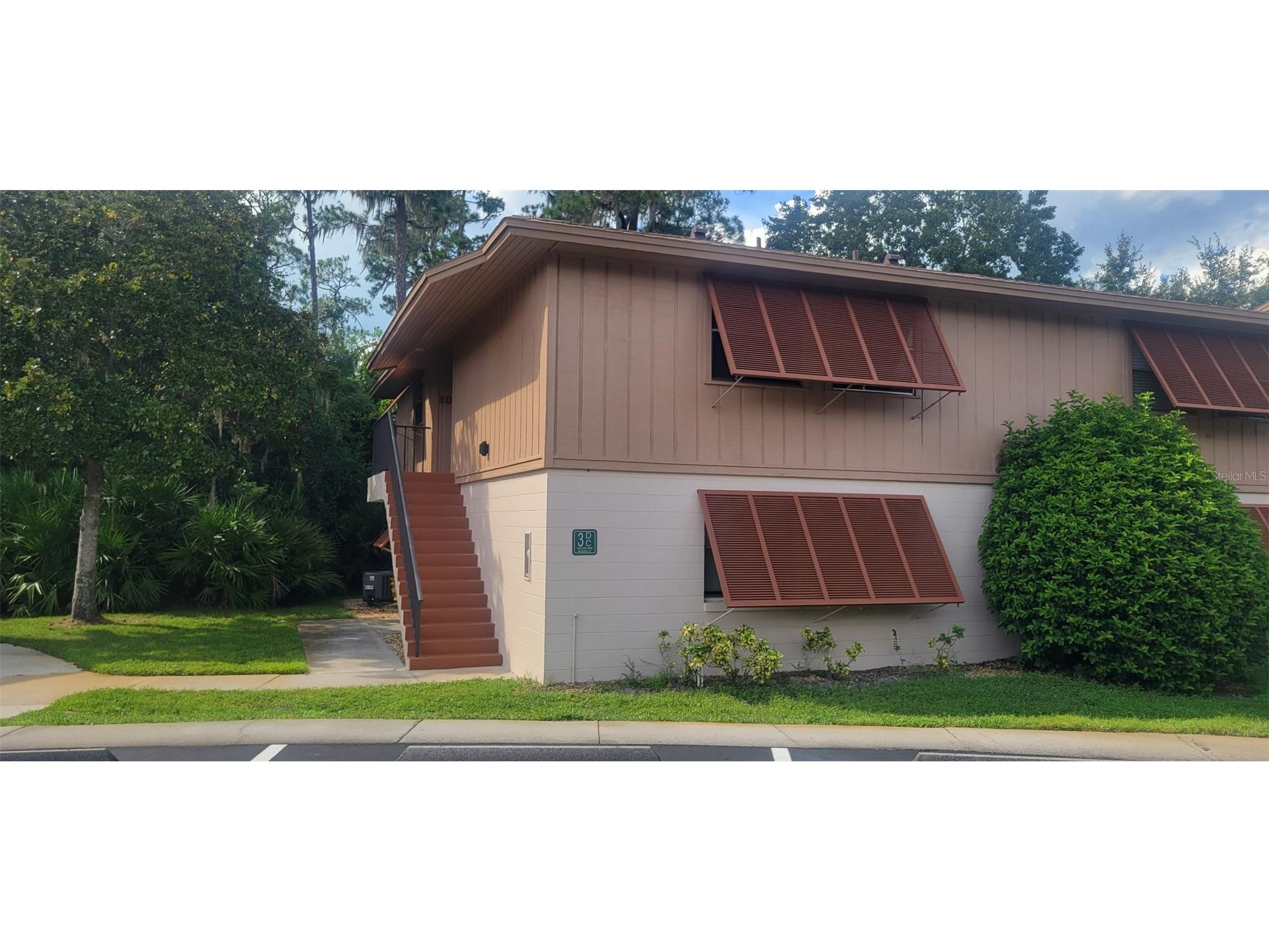 160 Live Oak Woods Court #3C Deltona FL 32725 V4945095 image1