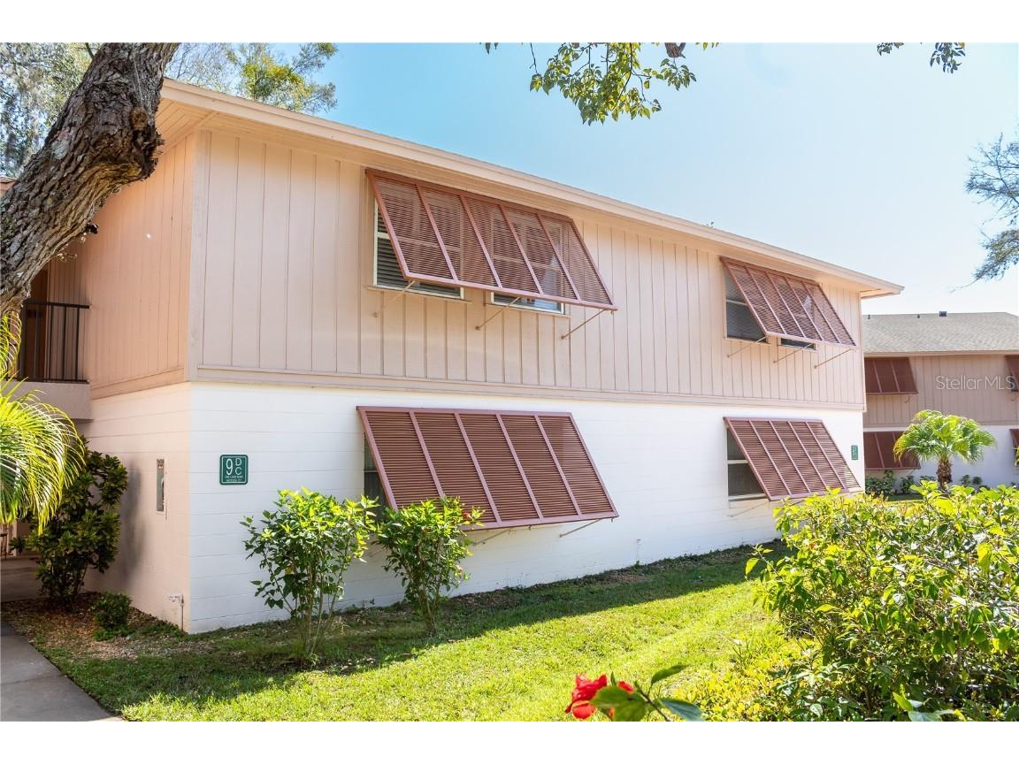 160 Live Oak Woods Court #9C Deltona FL 32725 V4934833 image1