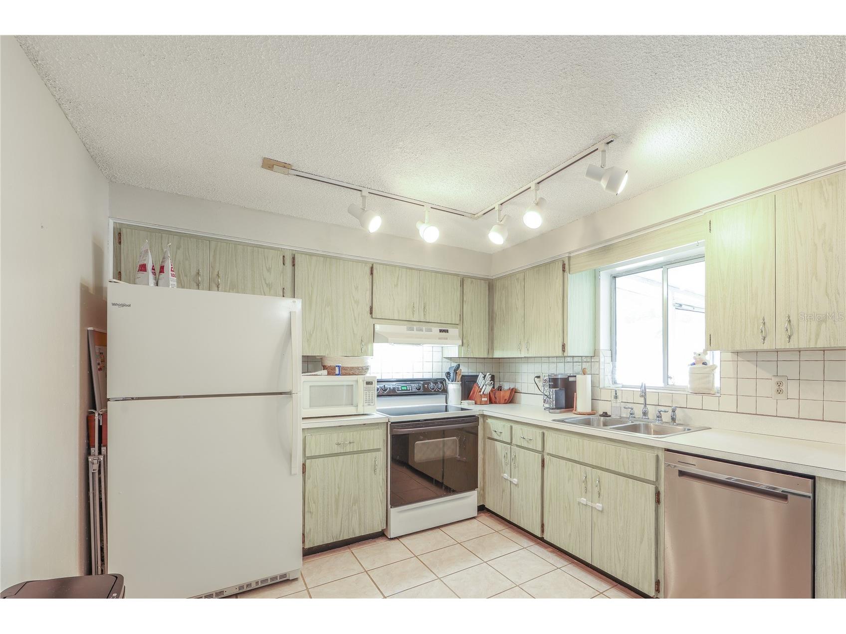 160 Meadowlark Drive Safety Harbor FL 34695 TB8521690 image21