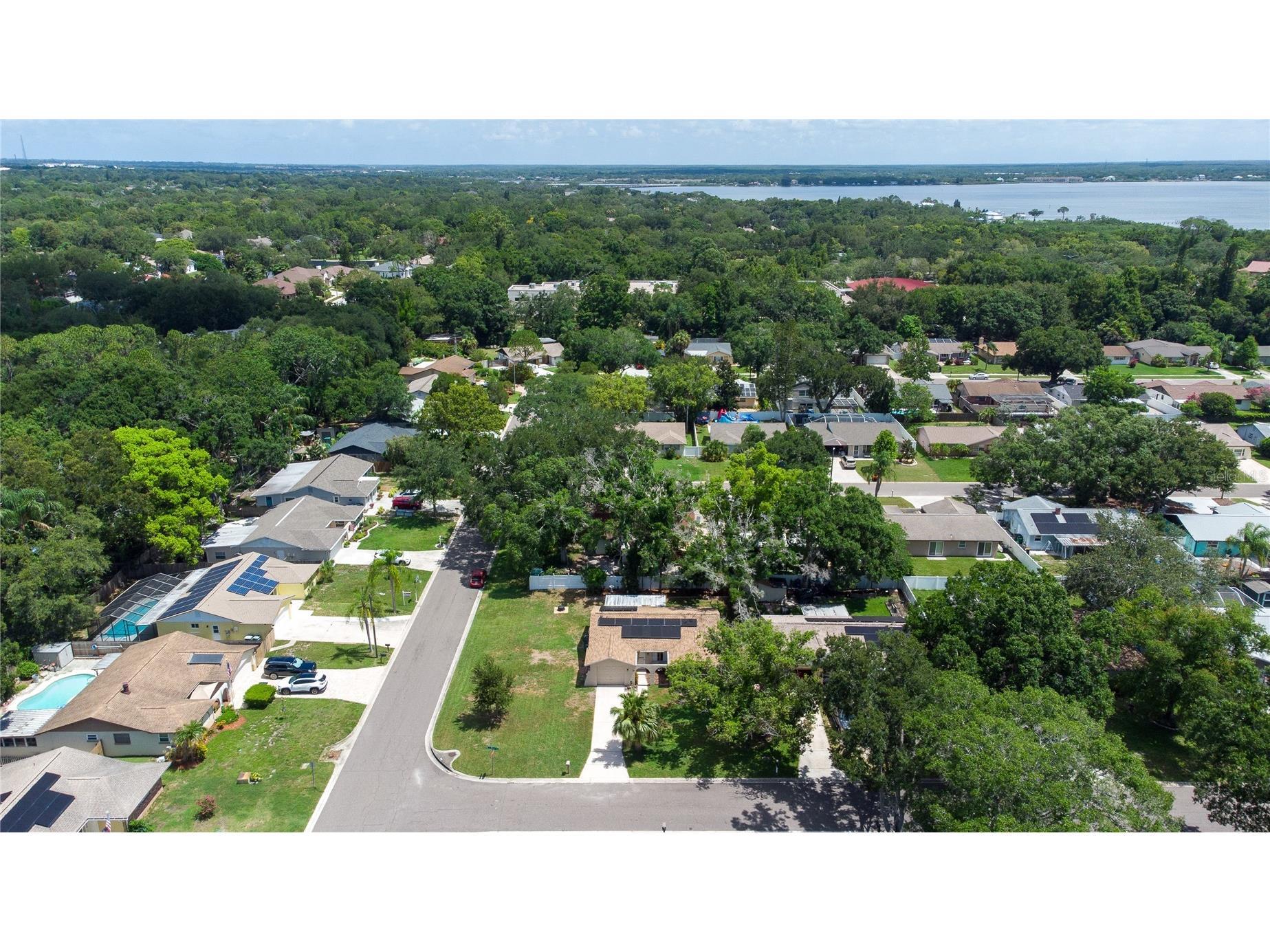 160 Meadowlark Drive Safety Harbor FL 34695 TB8521690 image51