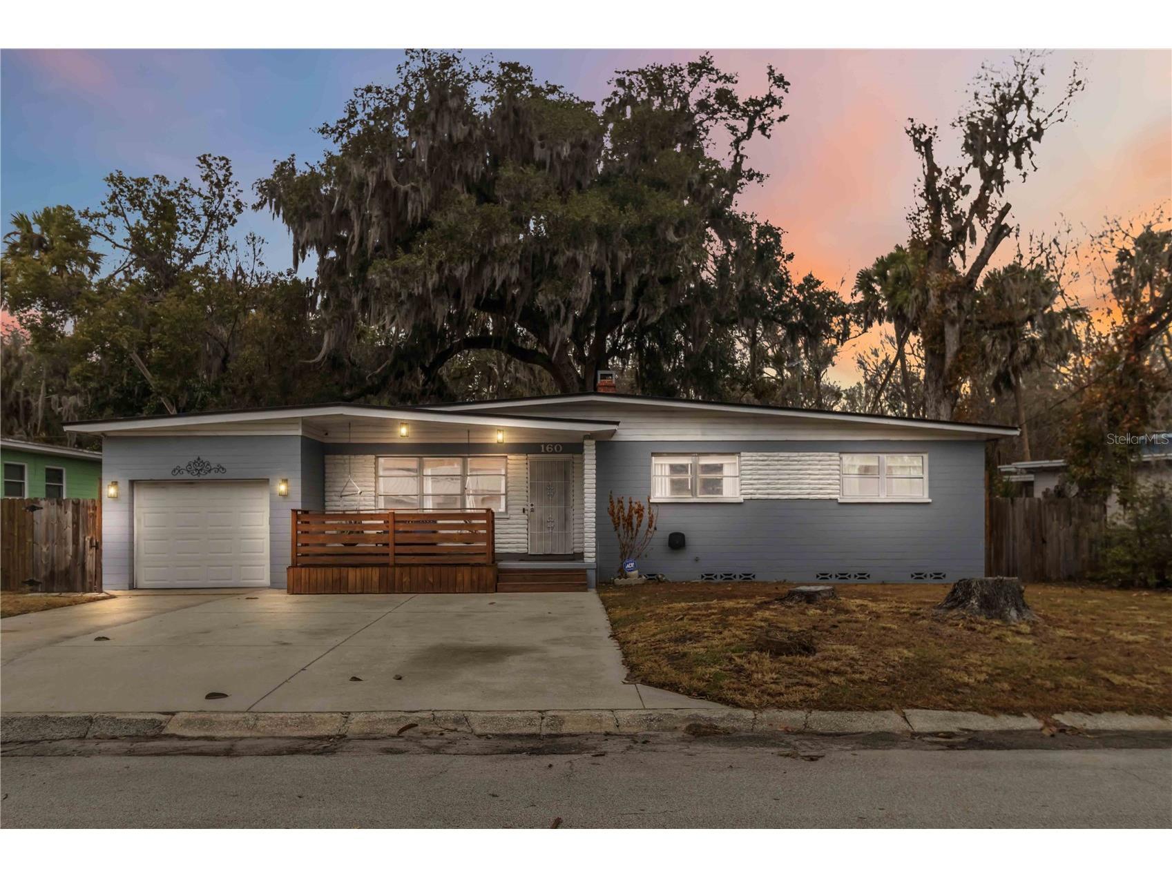 160 Oakwood Drive Daytona Beach FL 32117 O6384027 image1
