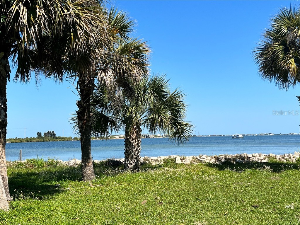 160 S Banana River Drive Merritt Island FL 32952 - BANANA RIVER V4926543 image1