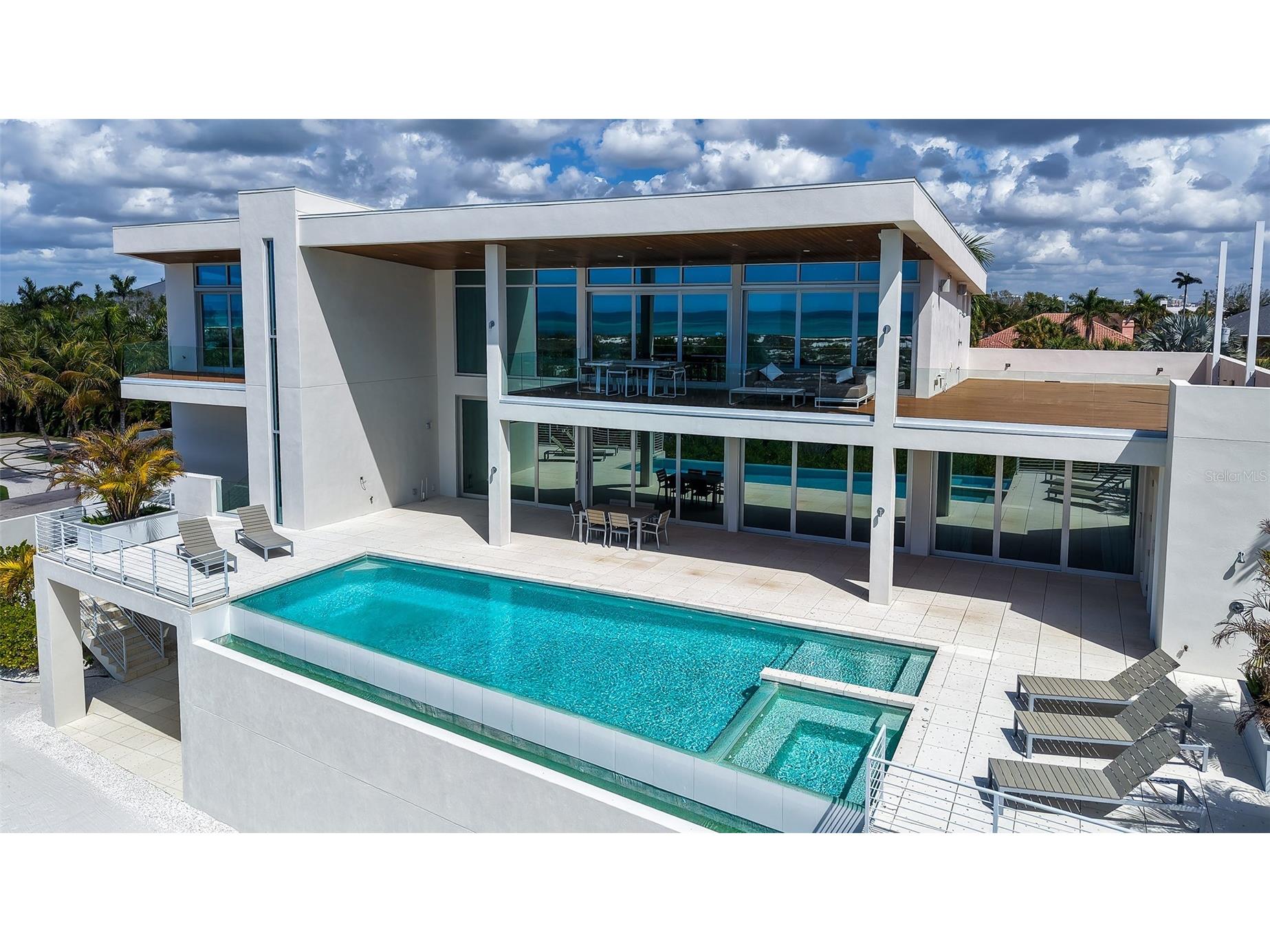 160 Whittier Drive Sarasota FL 34236 - GULF OF AMERICA A4680584 image2