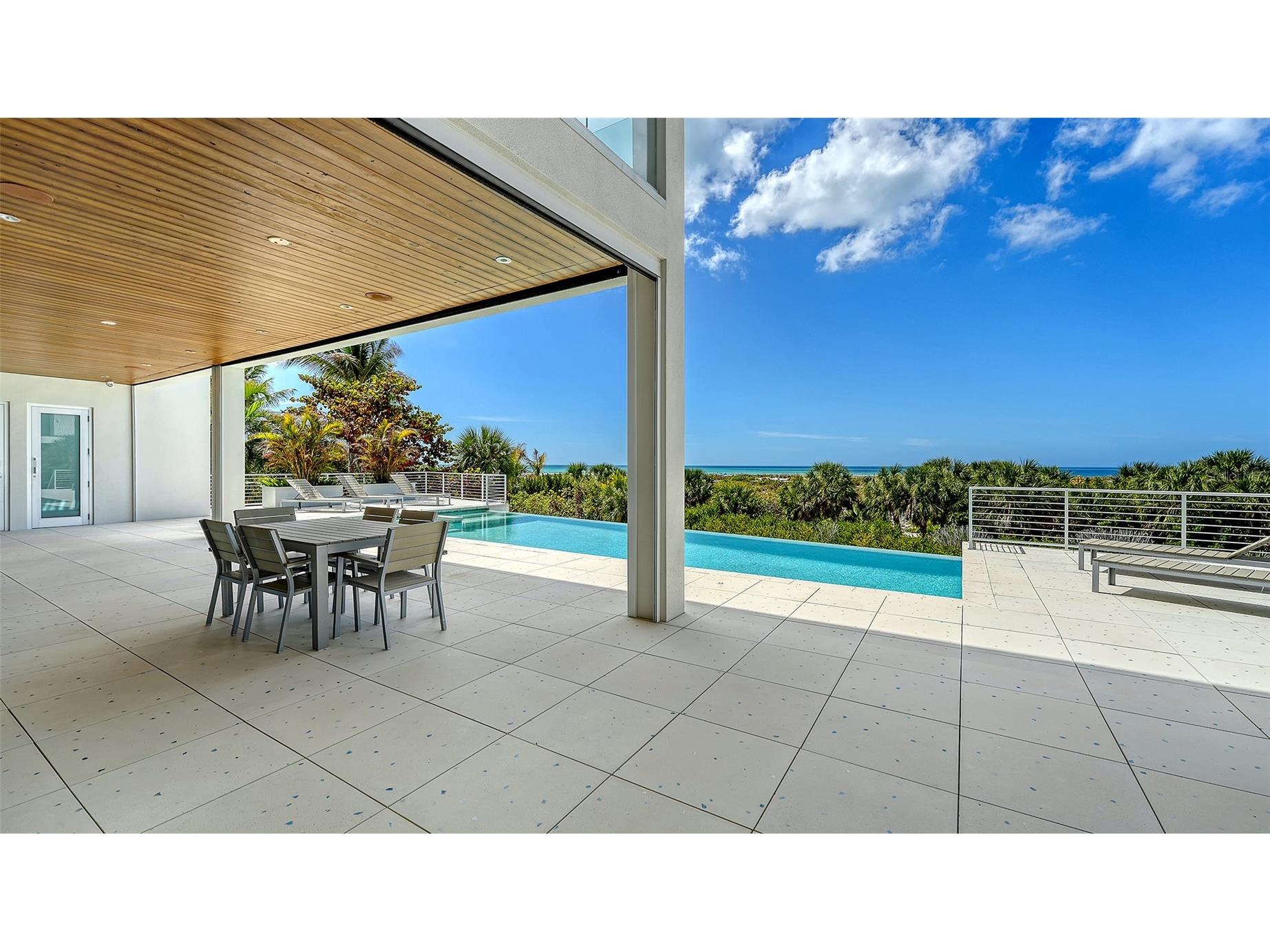 160 Whittier Drive Sarasota FL 34236 - GULF OF AMERICA A4680584 image24
