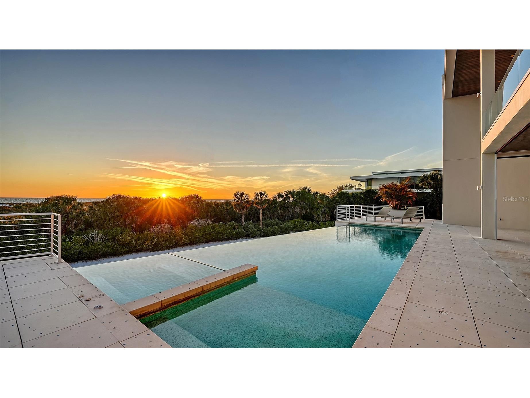 160 Whittier Drive Sarasota FL 34236 - GULF OF AMERICA A4680584 image29