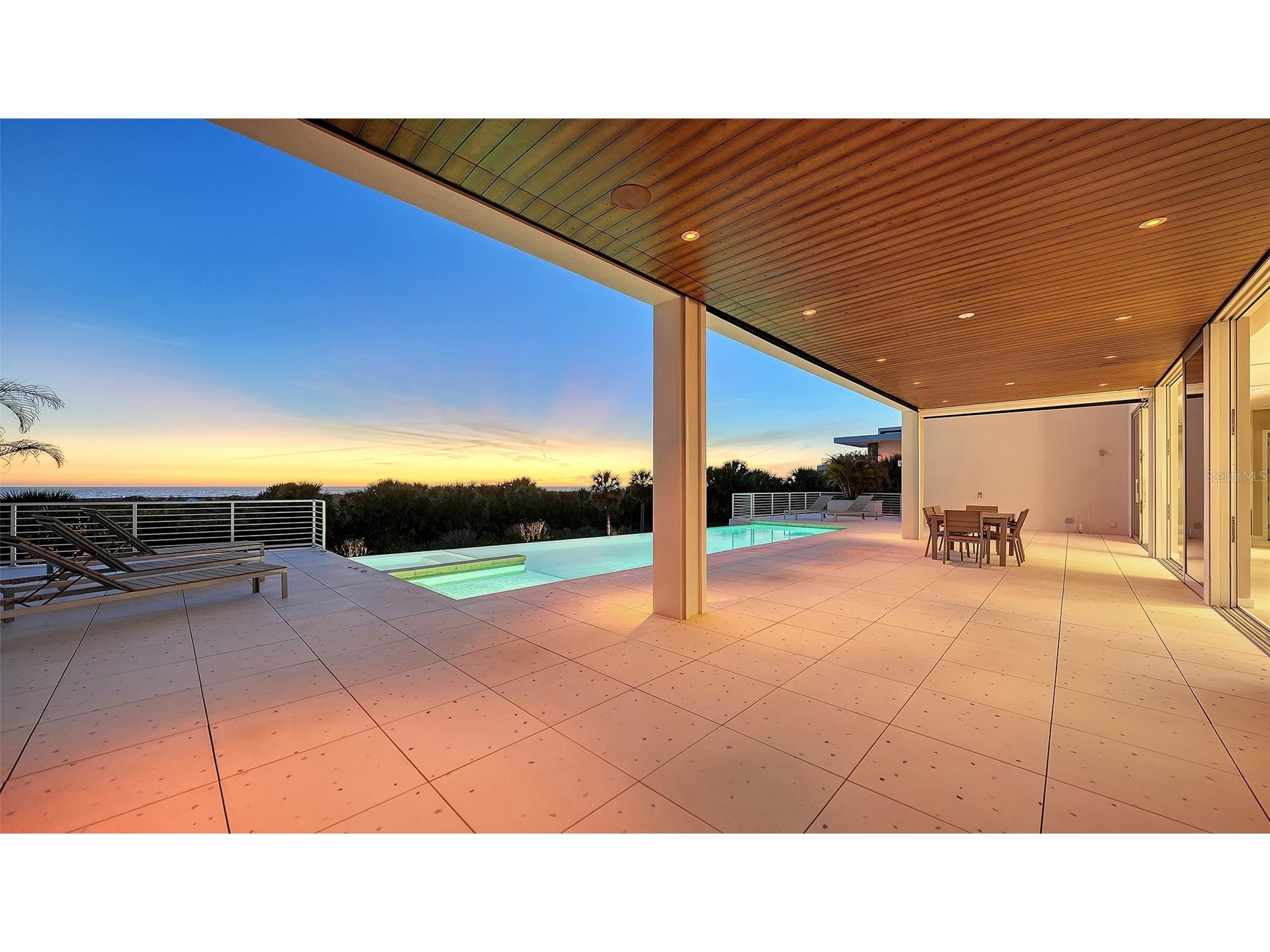 160 Whittier Drive Sarasota FL 34236 - GULF OF AMERICA A4680584 image34