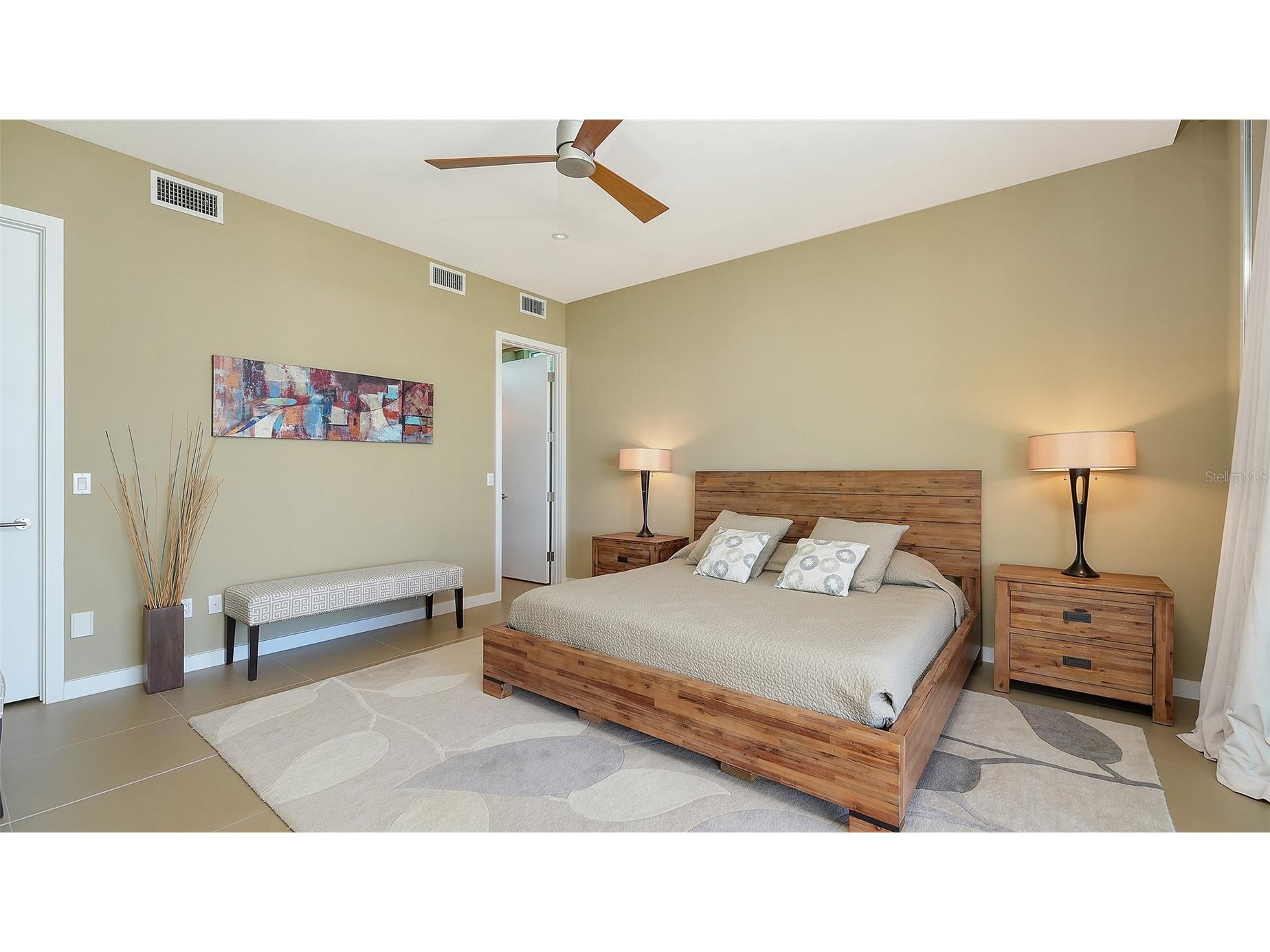 160 Whittier Drive Sarasota FL 34236 - GULF OF AMERICA A4680584 image39