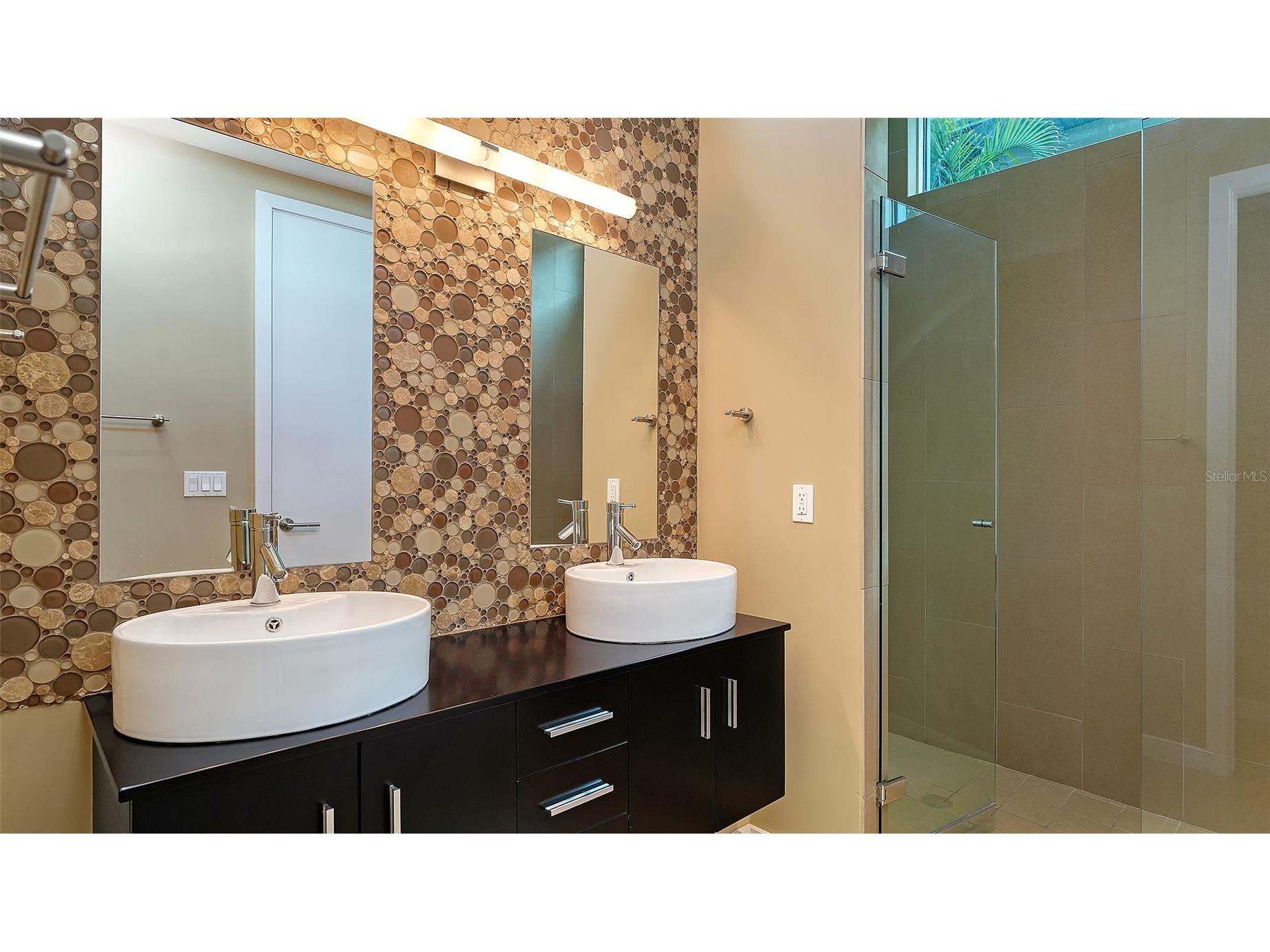 160 Whittier Drive Sarasota FL 34236 - GULF OF AMERICA A4680584 image41