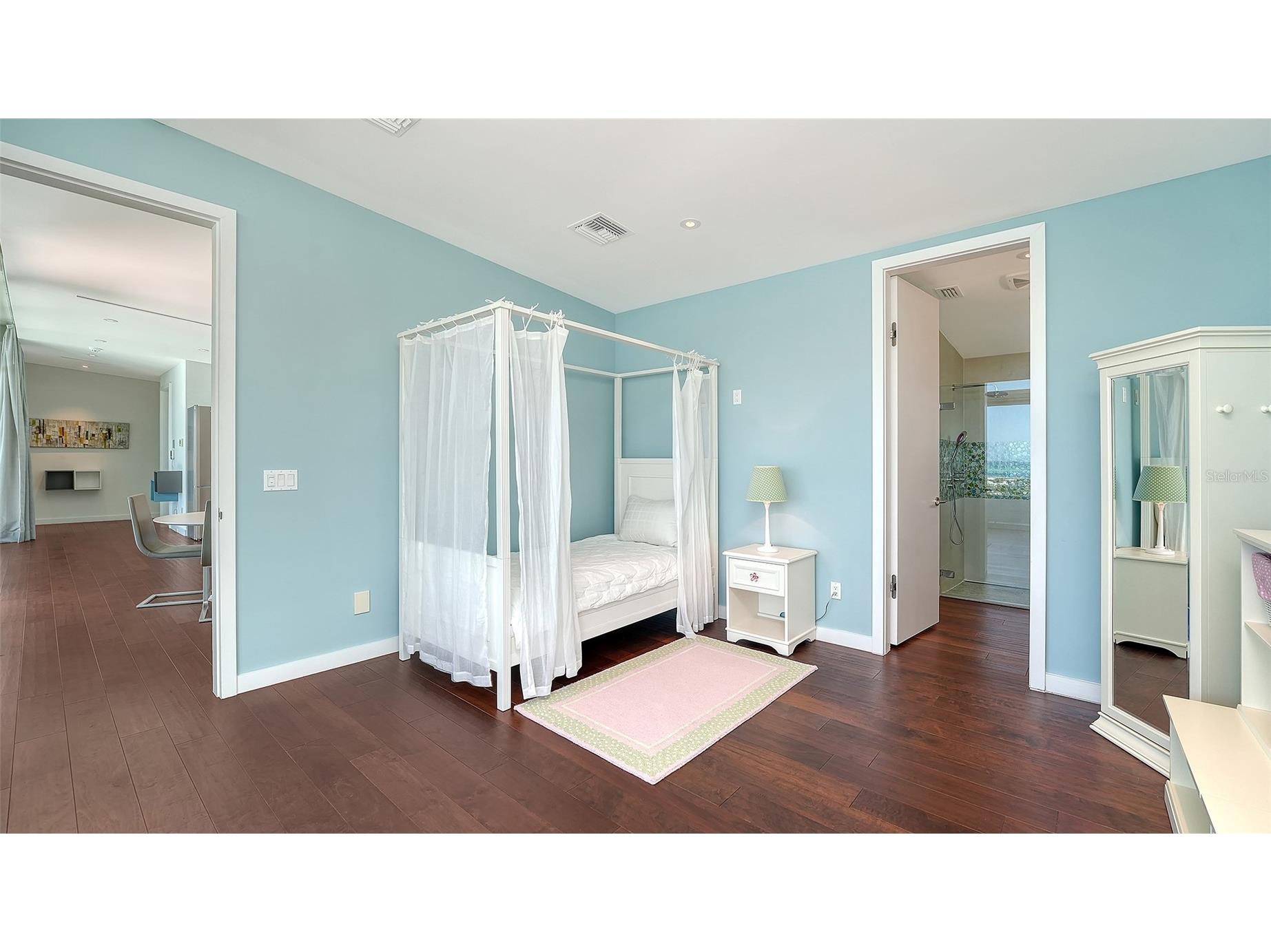 160 Whittier Drive Sarasota FL 34236 - GULF OF AMERICA A4680584 image80