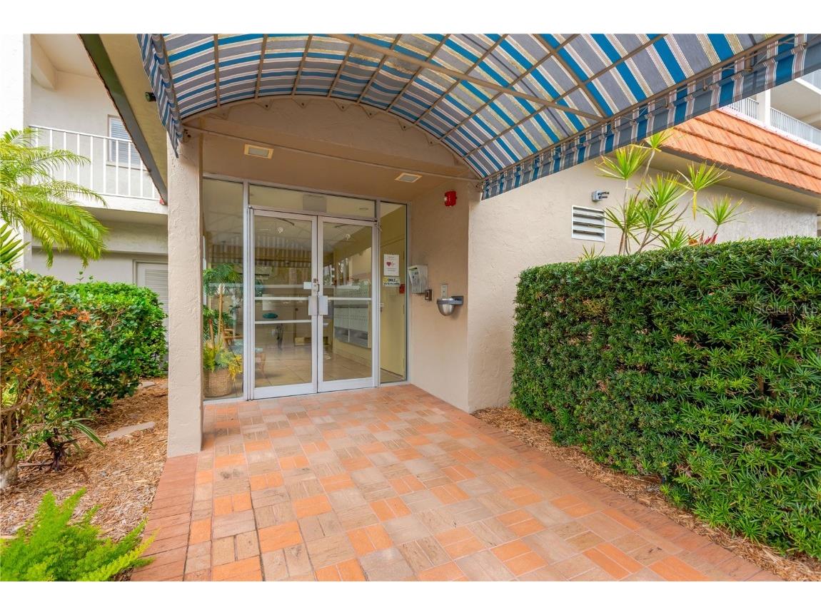 1600 1st Avenue W #102A Bradenton FL 34205 - MANATEE RIVER A4672599 image3