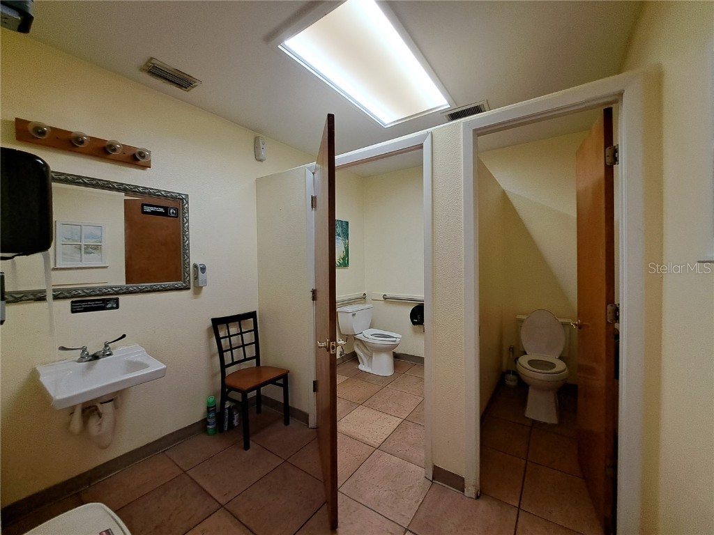 1600 Achieva Way Dunedin FL 34698 TB8442746 image73