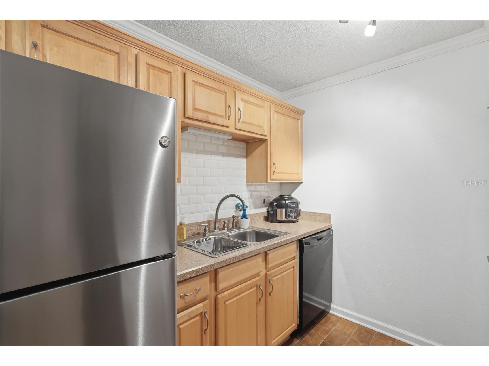 1600 Big Tree Road #G7 South Daytona FL 32119 V4948458 image12