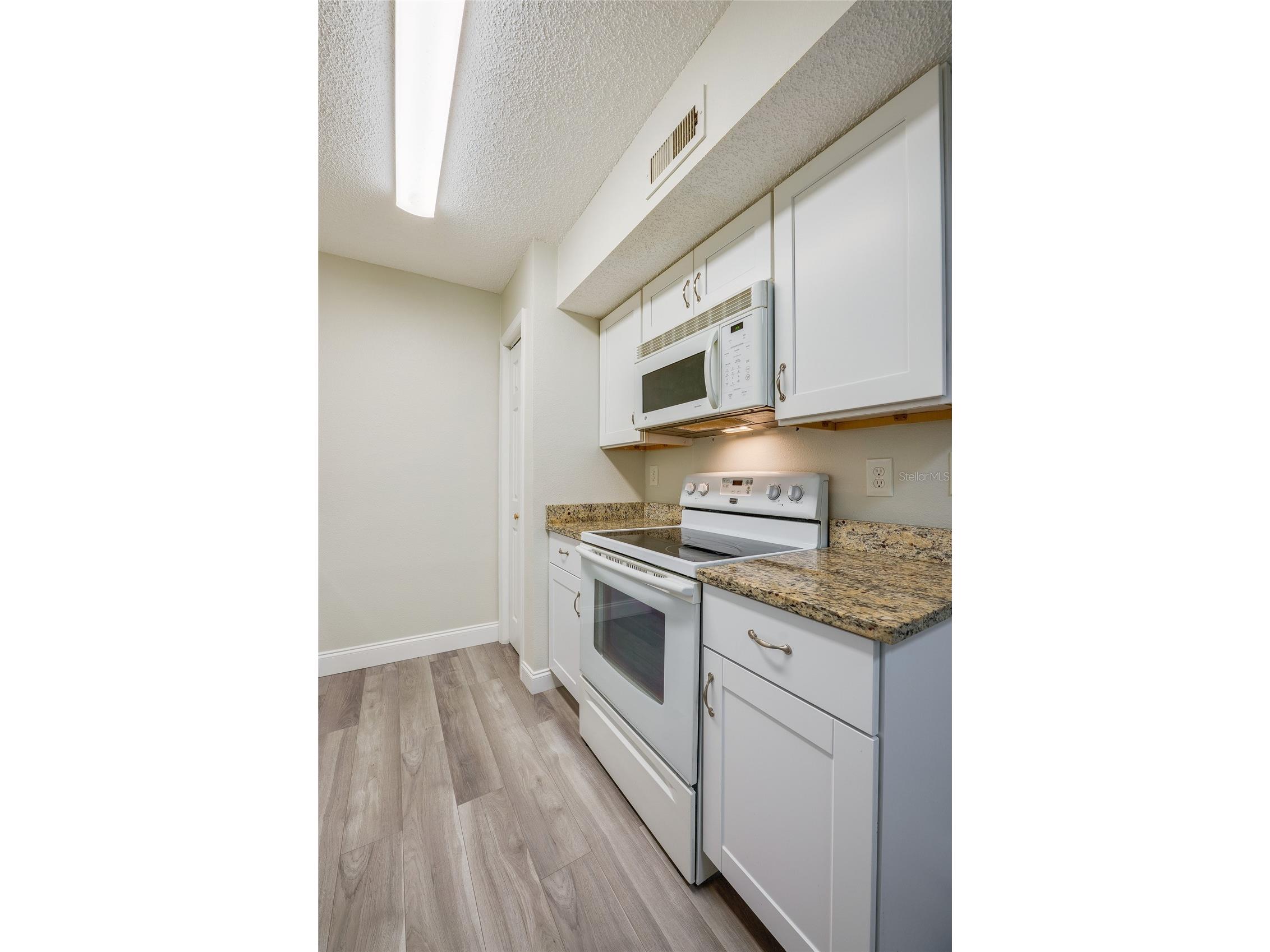 1600 Big Tree Road #H3 South Daytona FL 32119 V4947331 image13
