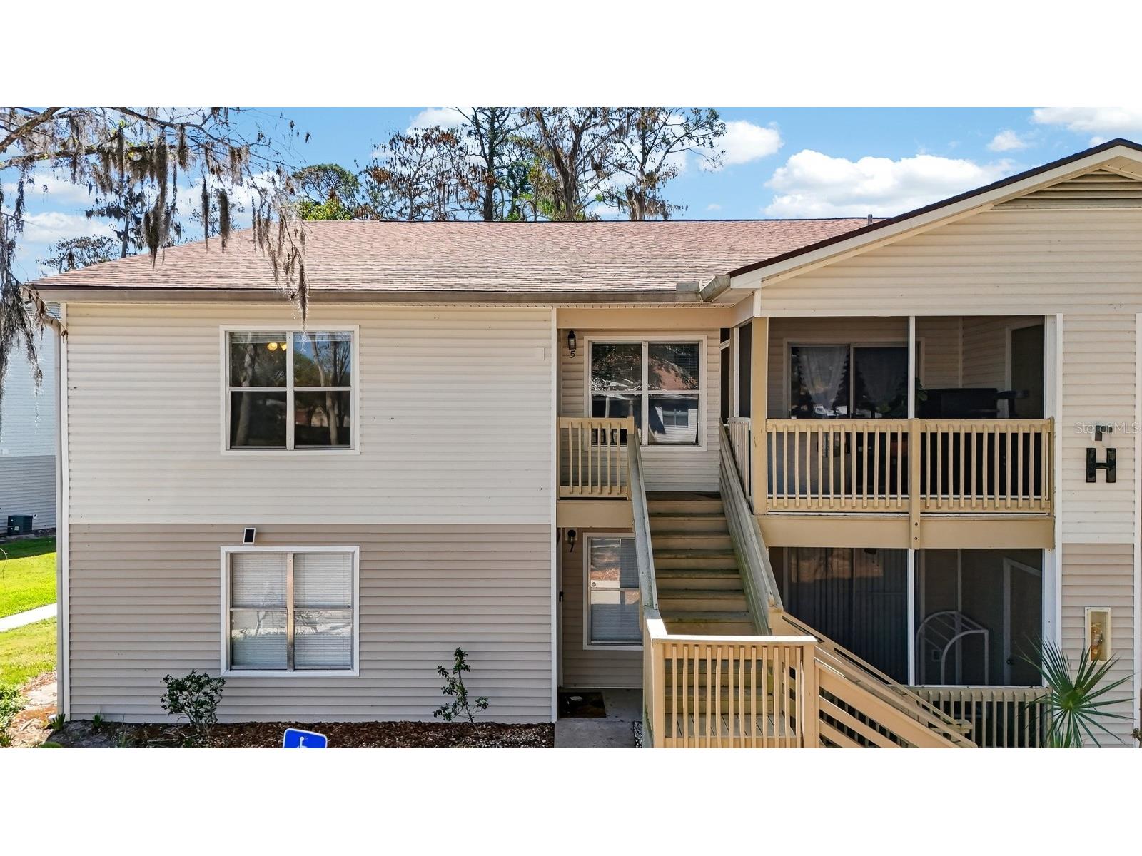 1600 Big Tree Road #H5 South Daytona FL 32119 V4948199 image1