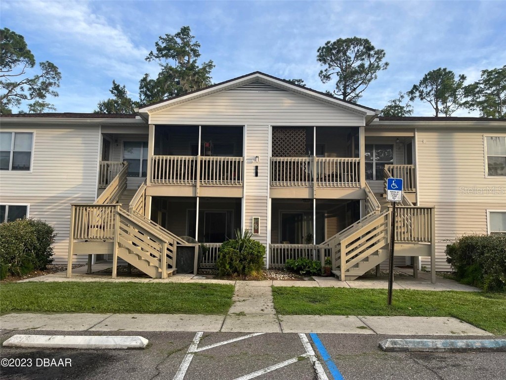 1600 Big Tree Road #I4 South Daytona FL 32119 V4931442 image1