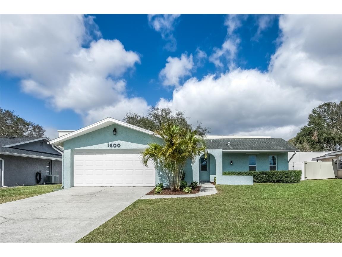 1600 Brandywine Way Dunedin FL 34698 TB8337190 image1