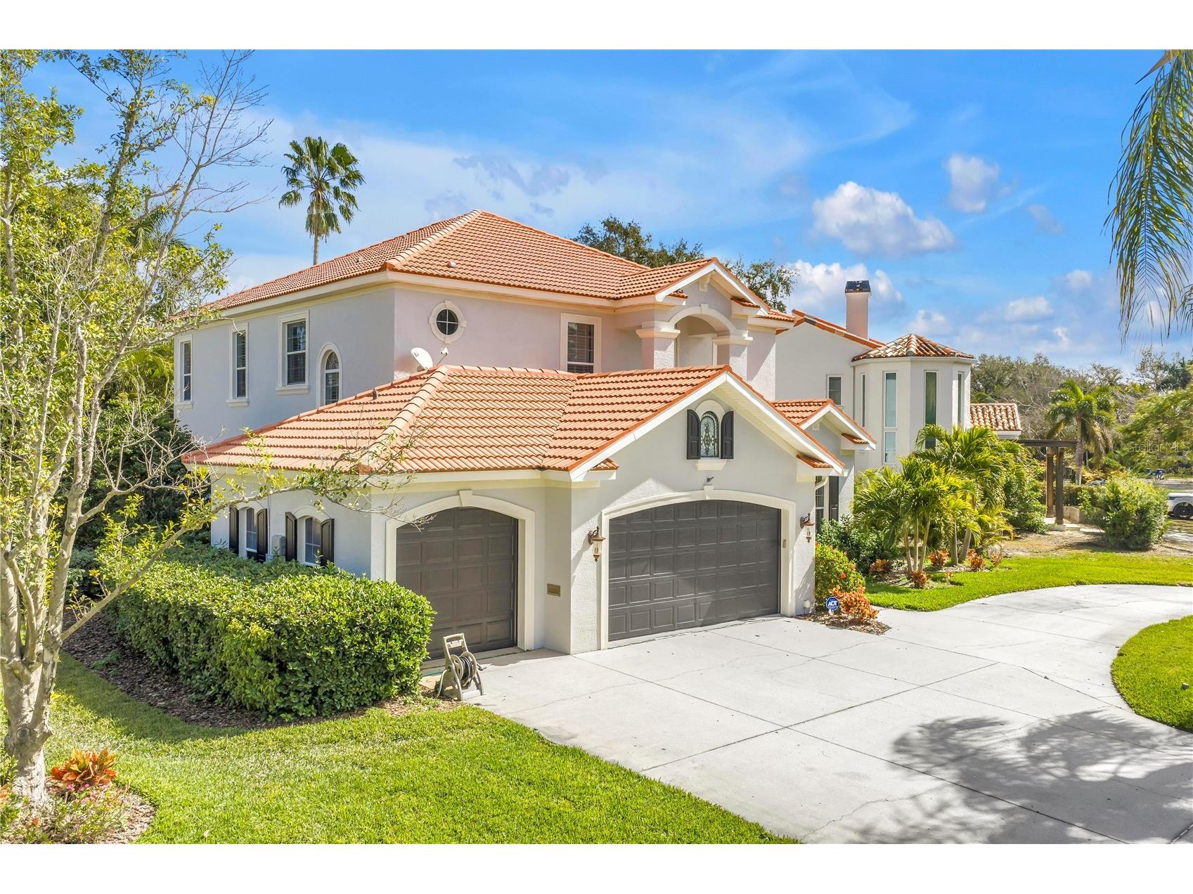 1600 Brightwaters Boulevard NE Saint Petersburg FL 33704 TB8459902 image2