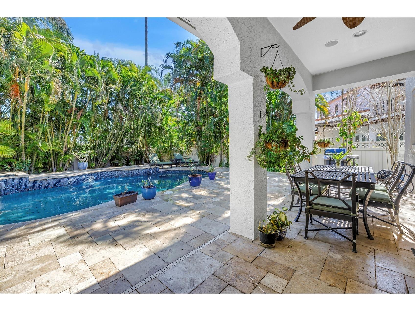 1600 Brightwaters Boulevard NE Saint Petersburg FL 33704 TB8459902 image4