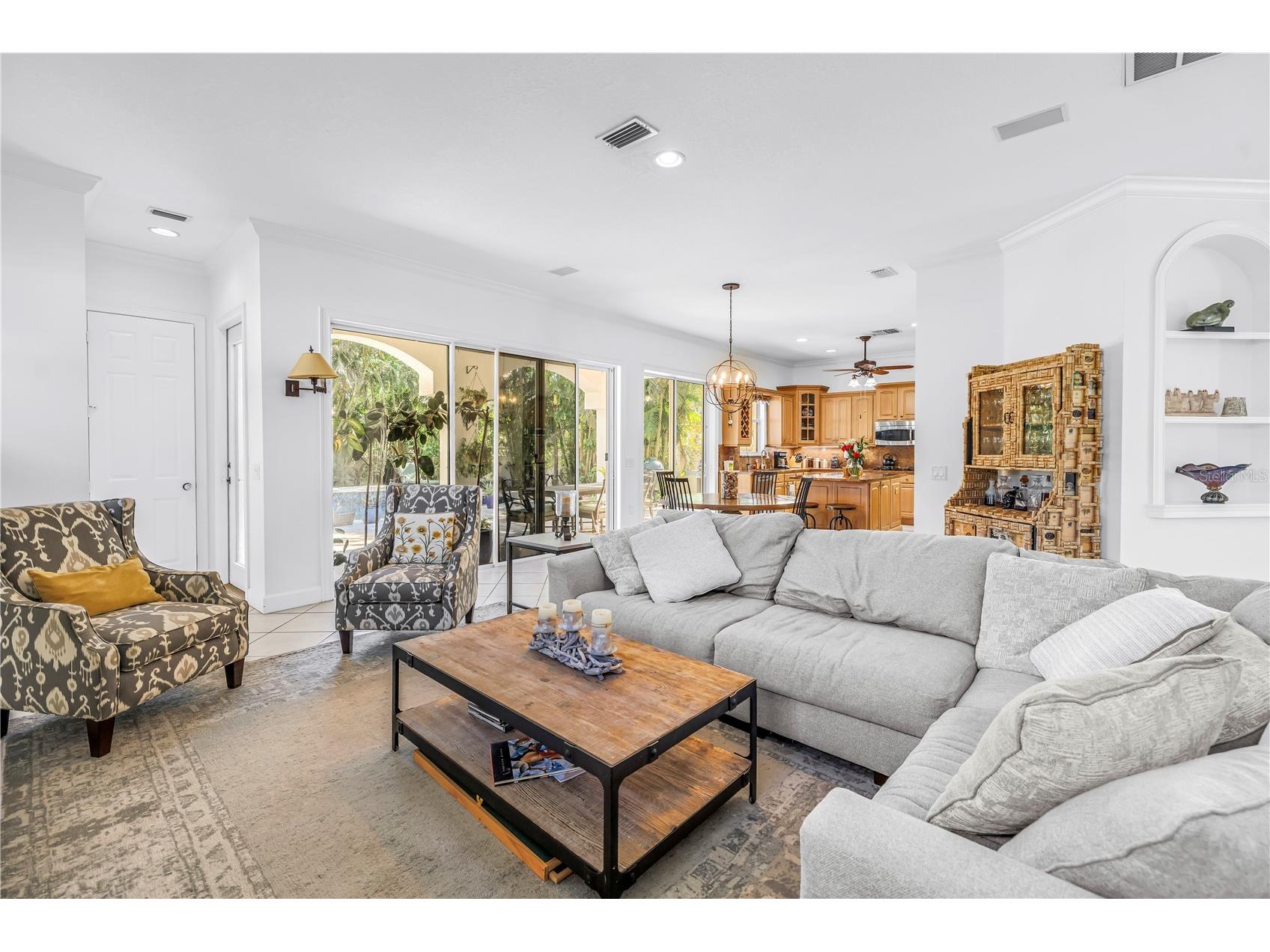 1600 Brightwaters Boulevard NE Saint Petersburg FL 33704 TB8459902 image9