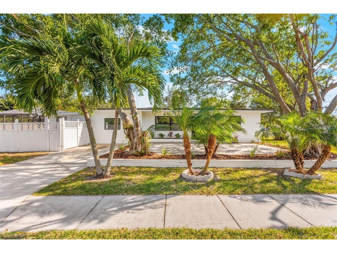 1600 Connecticut Avenue NE Saint Petersburg FL 33703 TB8364746 image1