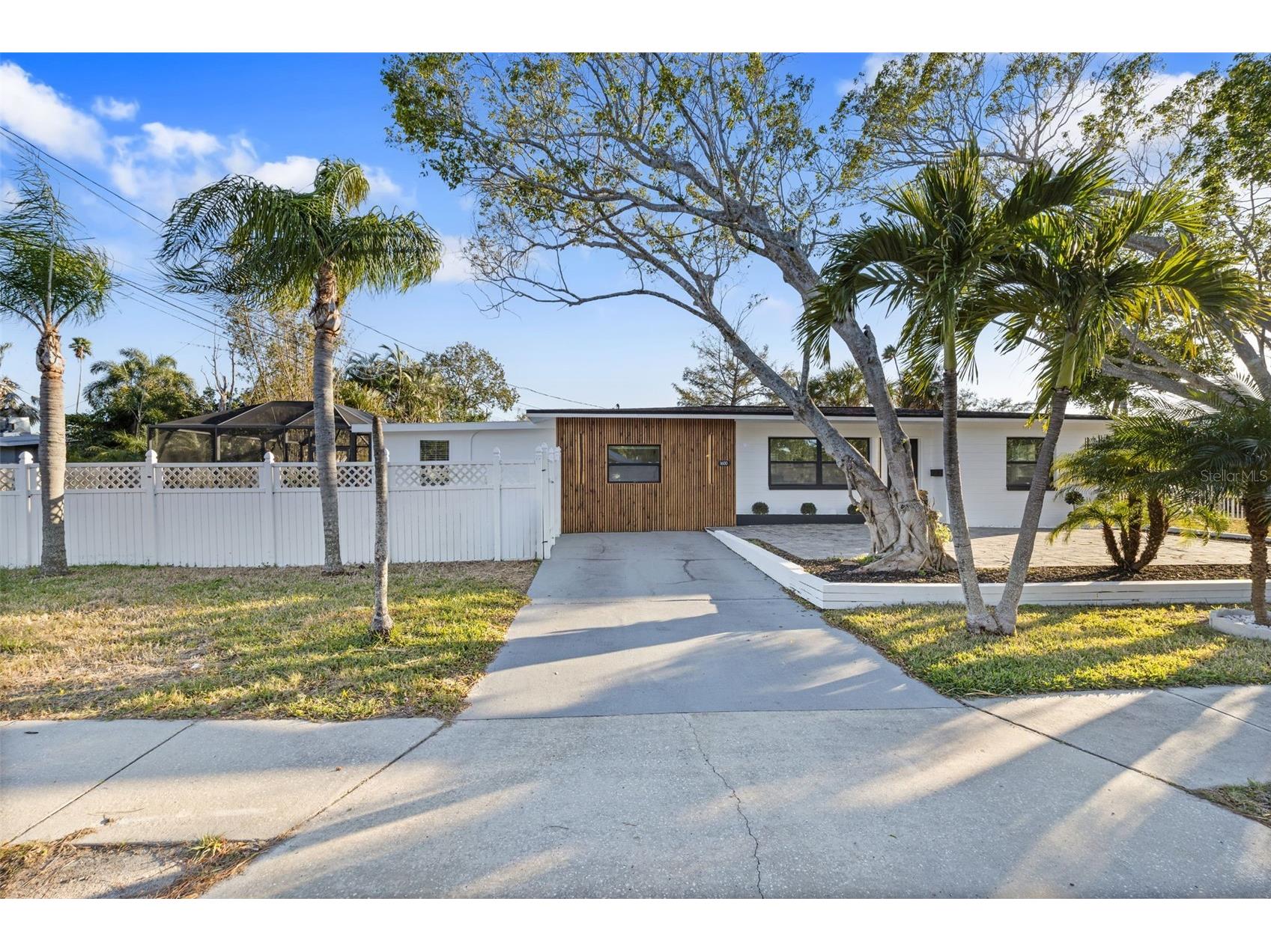 1600 Connecticut Avenue NE Saint Petersburg FL 33703 TB8476806 image3