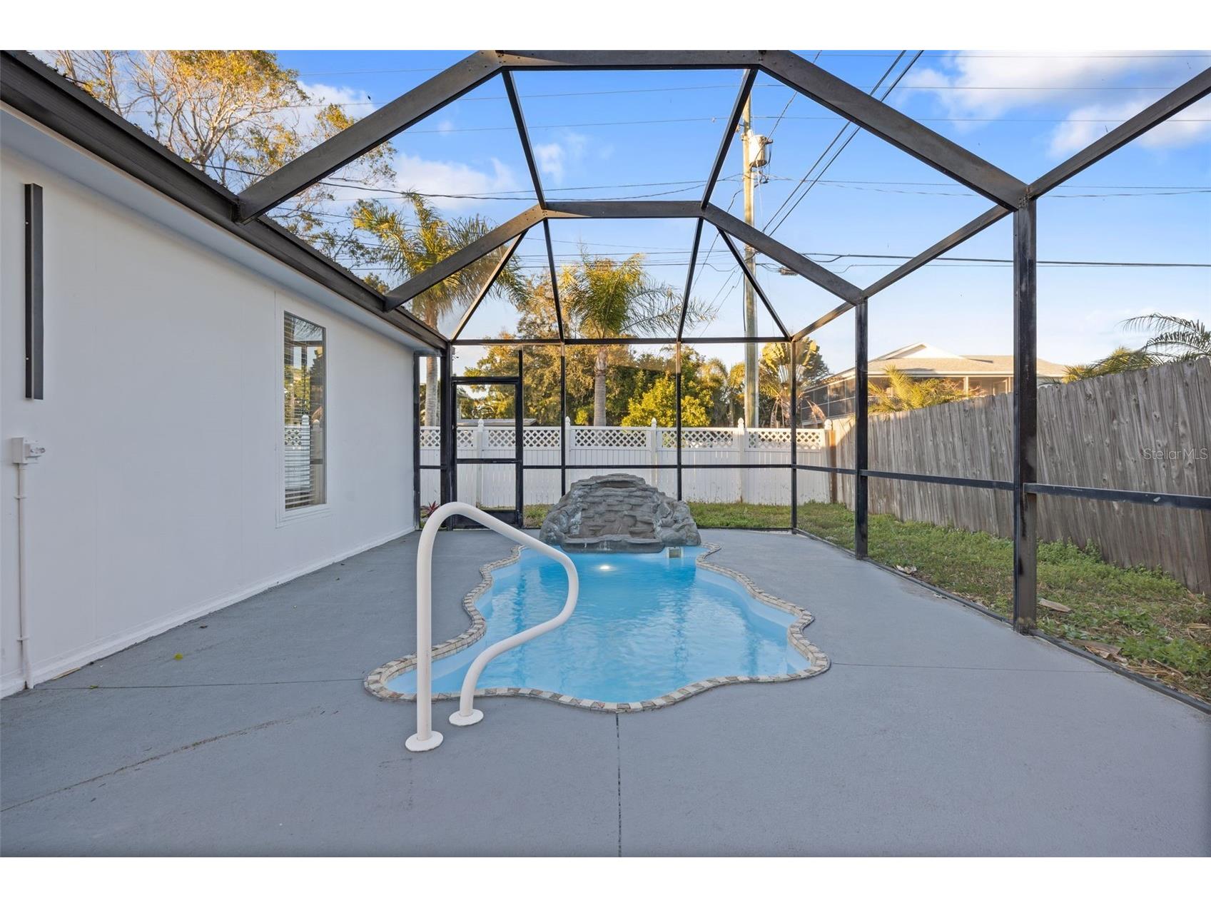 1600 Connecticut Avenue NE Saint Petersburg FL 33703 TB8476806 image34