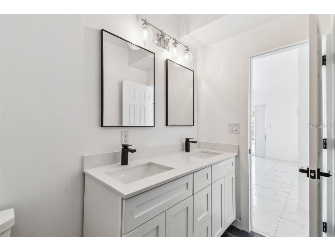 1600 Delaware Avenue NE Saint Petersburg FL 33703 TB8438570 image17