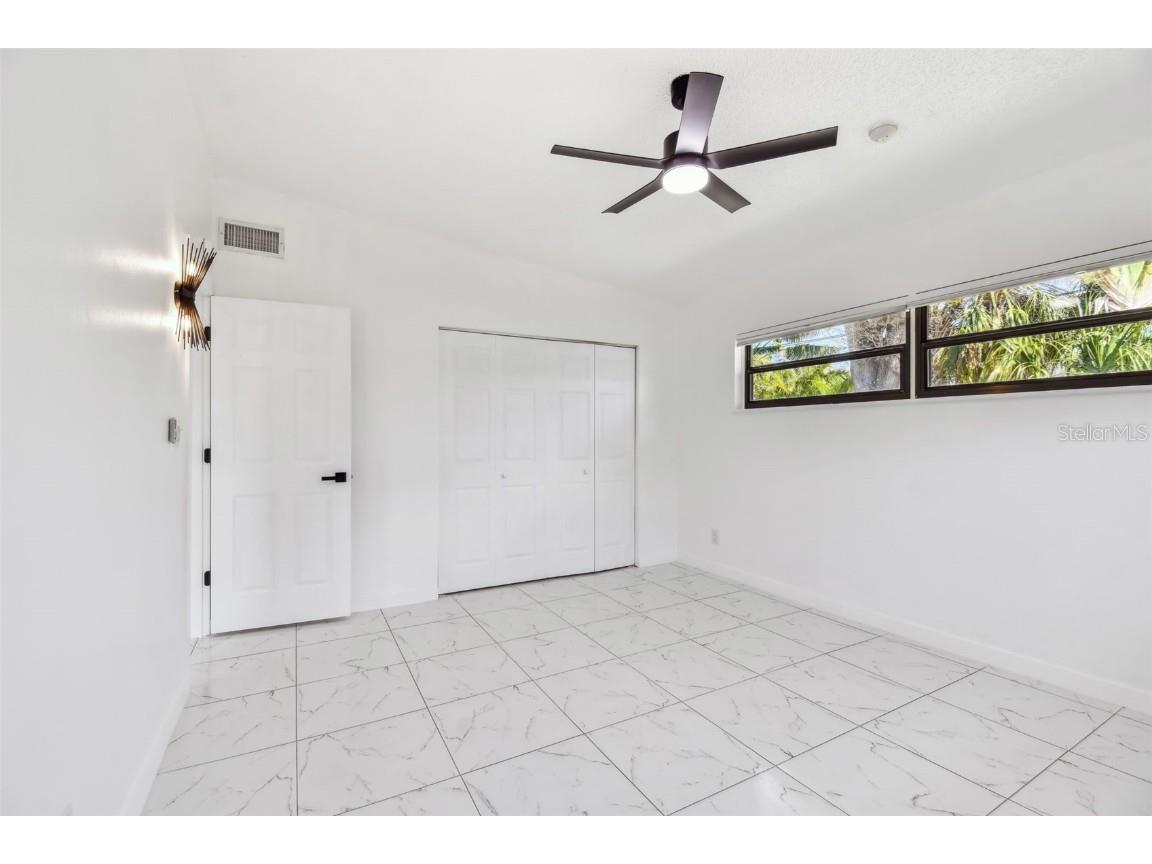 1600 Delaware Avenue NE Saint Petersburg FL 33703 TB8438570 image20