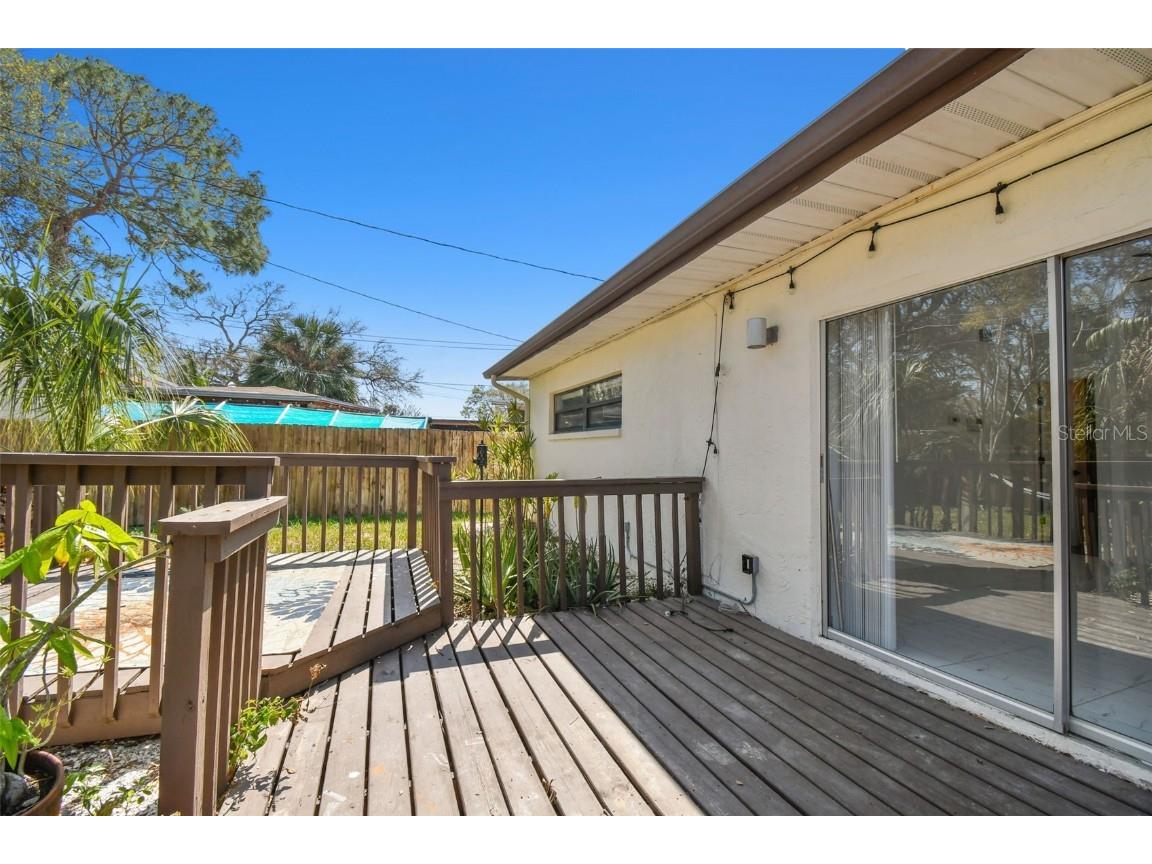 1600 Delaware Avenue NE Saint Petersburg FL 33703 TB8438570 image30