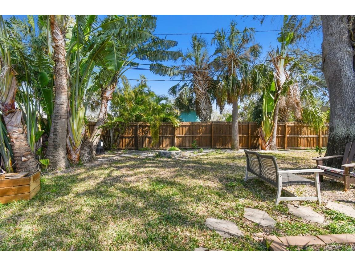 1600 Delaware Avenue NE Saint Petersburg FL 33703 TB8438570 image33