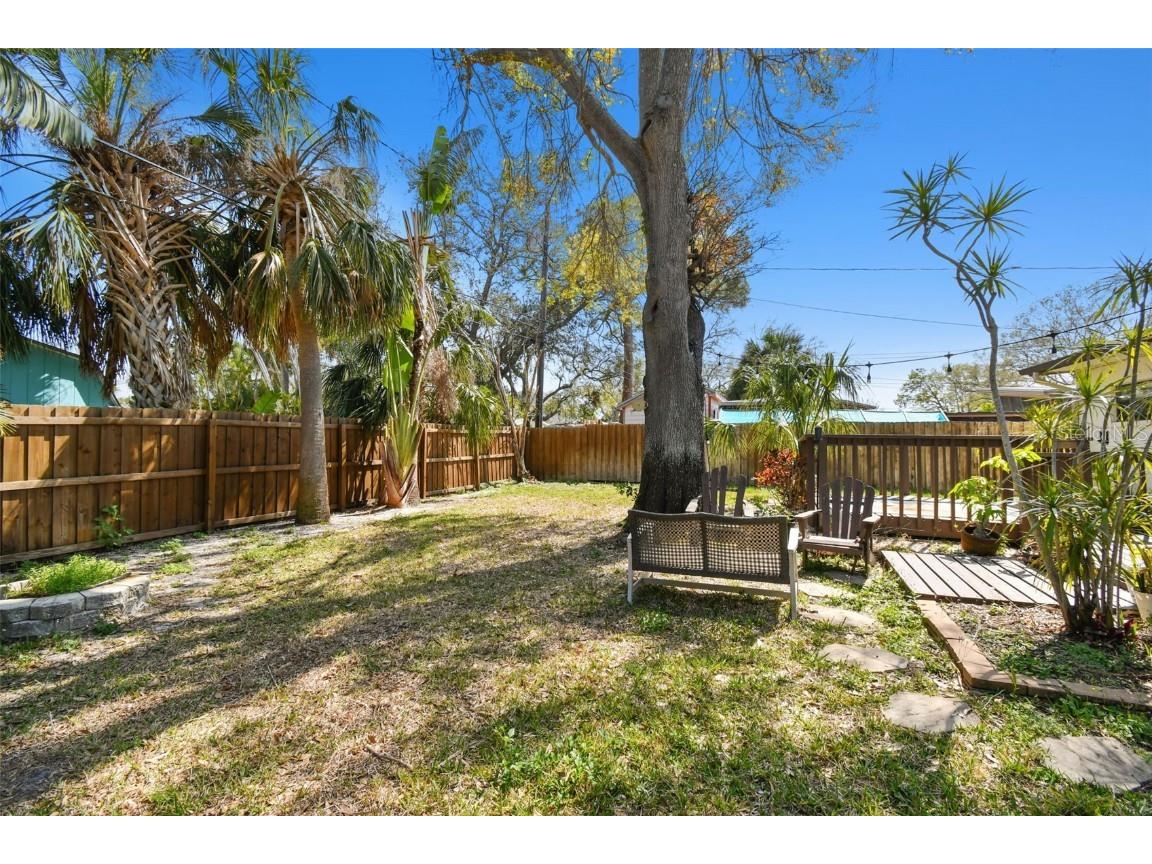 1600 Delaware Avenue NE Saint Petersburg FL 33703 TB8438570 image34