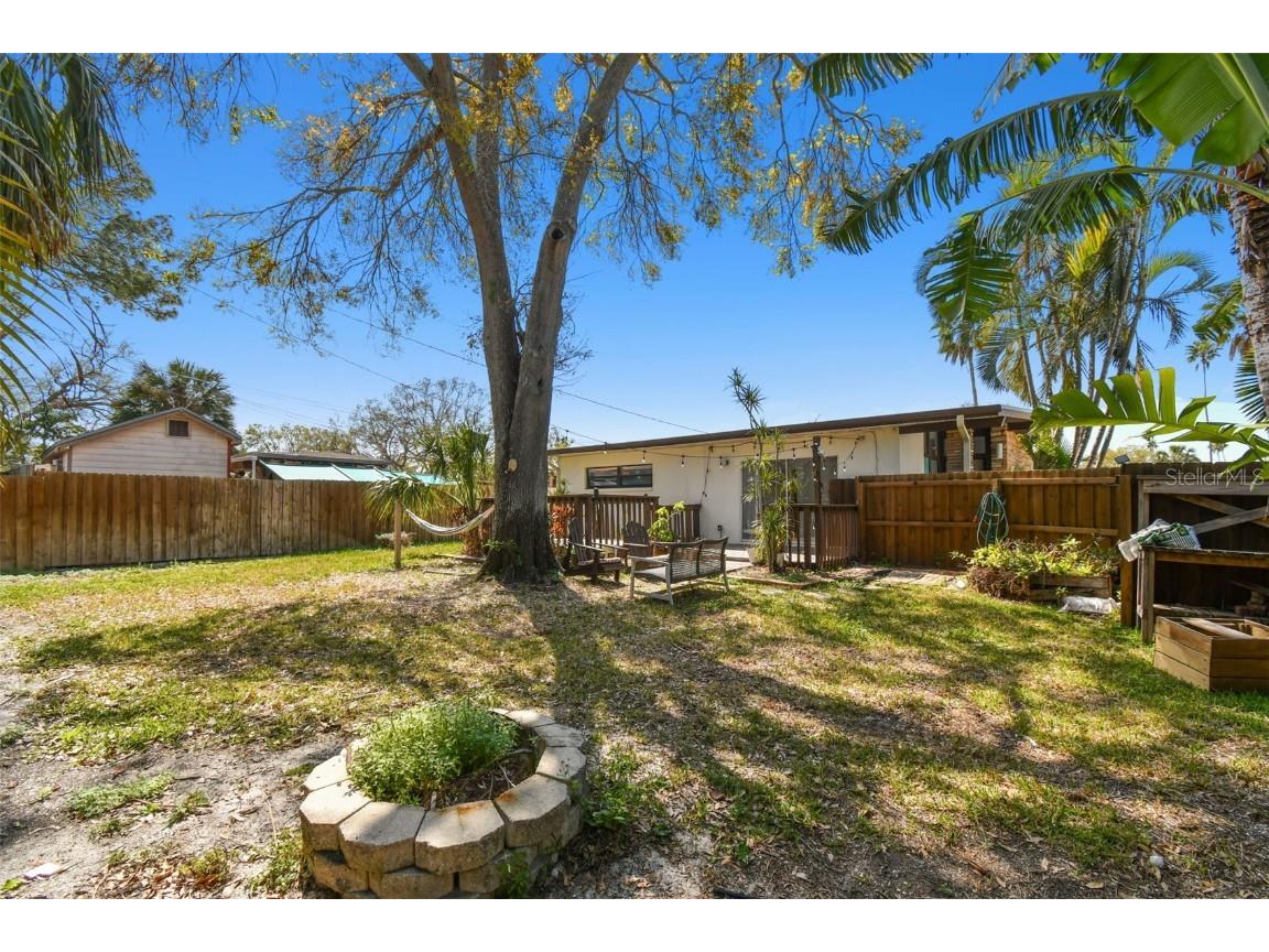 1600 Delaware Avenue NE Saint Petersburg FL 33703 TB8438570 image35