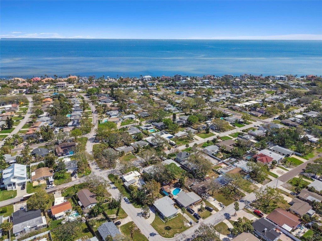 1600 Delaware Avenue NE Saint Petersburg FL 33703 TB8438570 image40