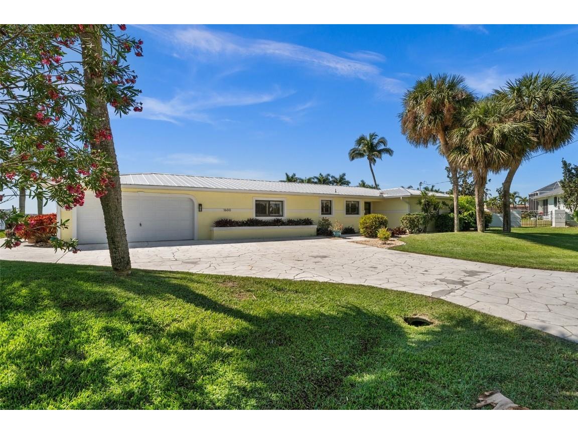 1600 Edith Esplanade Cape Coral FL 33904 C7507816 image12
