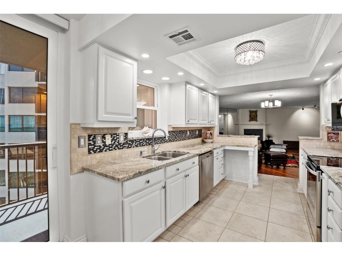 1600 Gulf Boulevard #1016 Clearwater Beach FL 33767 TB8433261 image16