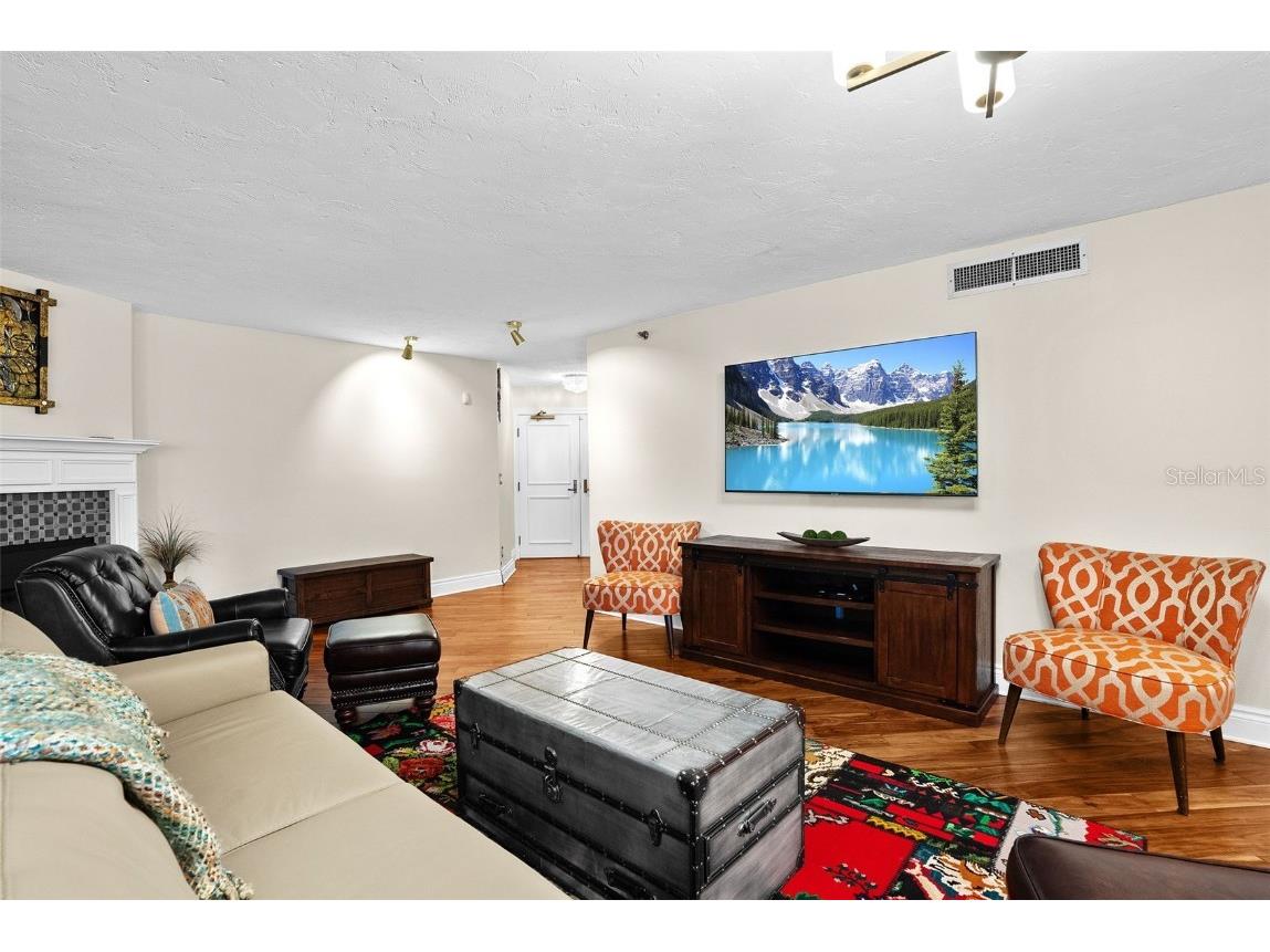 1600 Gulf Boulevard #1016 Clearwater Beach FL 33767 TB8433261 image9