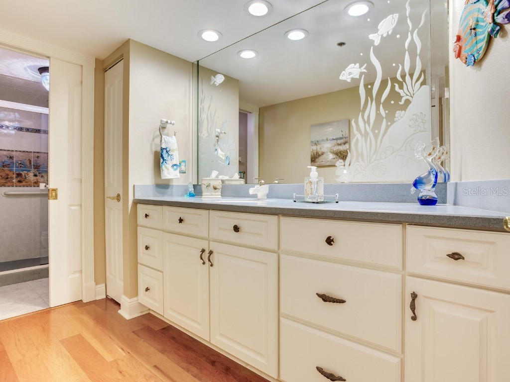 1600 Gulf Boulevard #1018 Clearwater Beach FL 33767 - GULF OF MEXICO TB8444952 image30