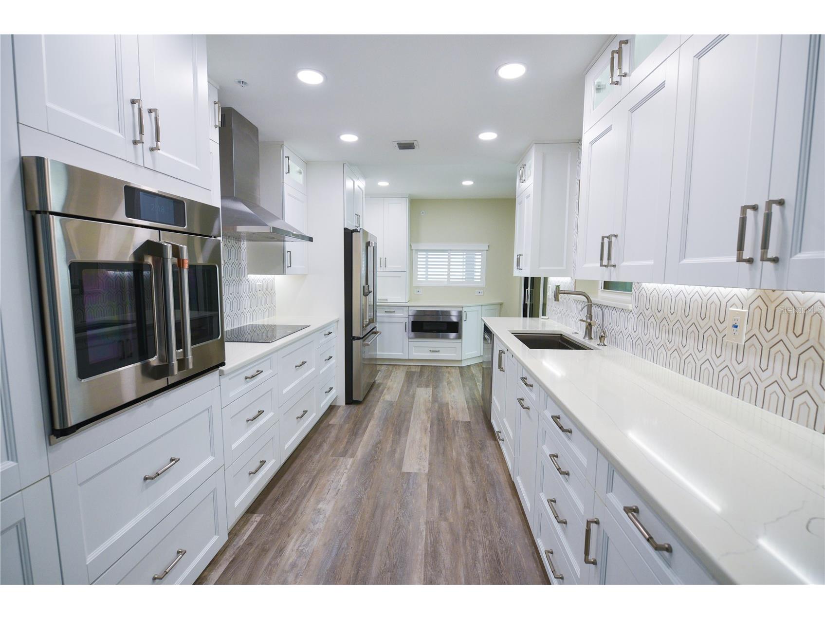 1600 Gulf Boulevard #1112 Clearwater Beach FL 33767 - GULF OF AMERICA TB8478361 image3