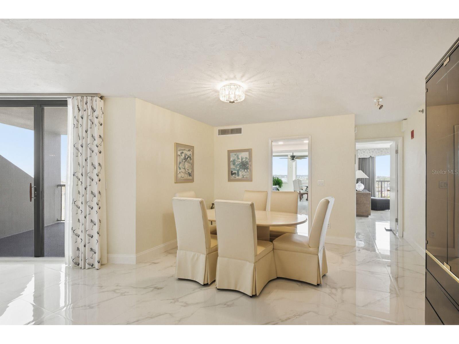1600 Gulf Boulevard #817 Clearwater Beach FL 33767 TB8502361 image6