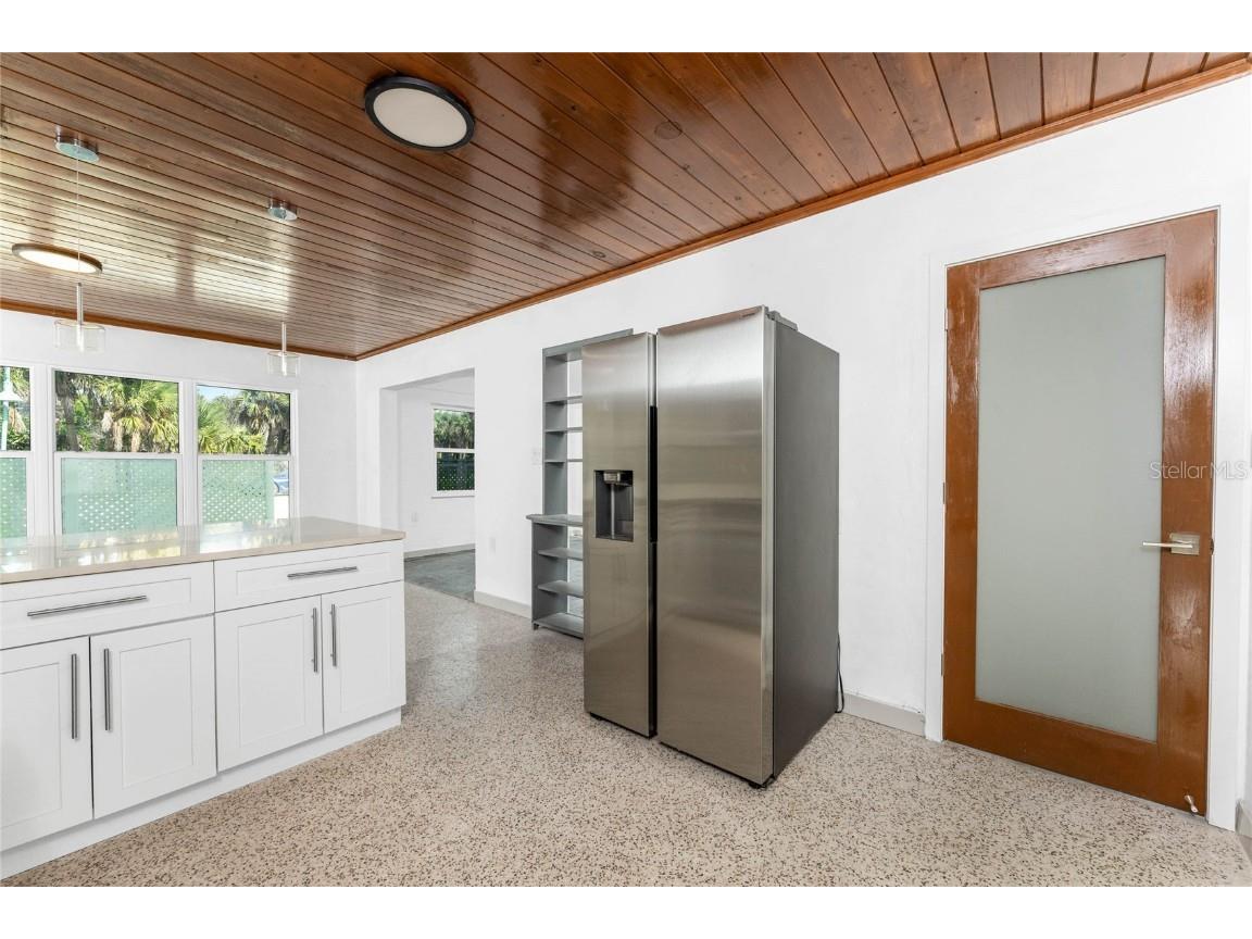 1600 Gulf Boulevard Englewood FL 34223 D6144609 image12