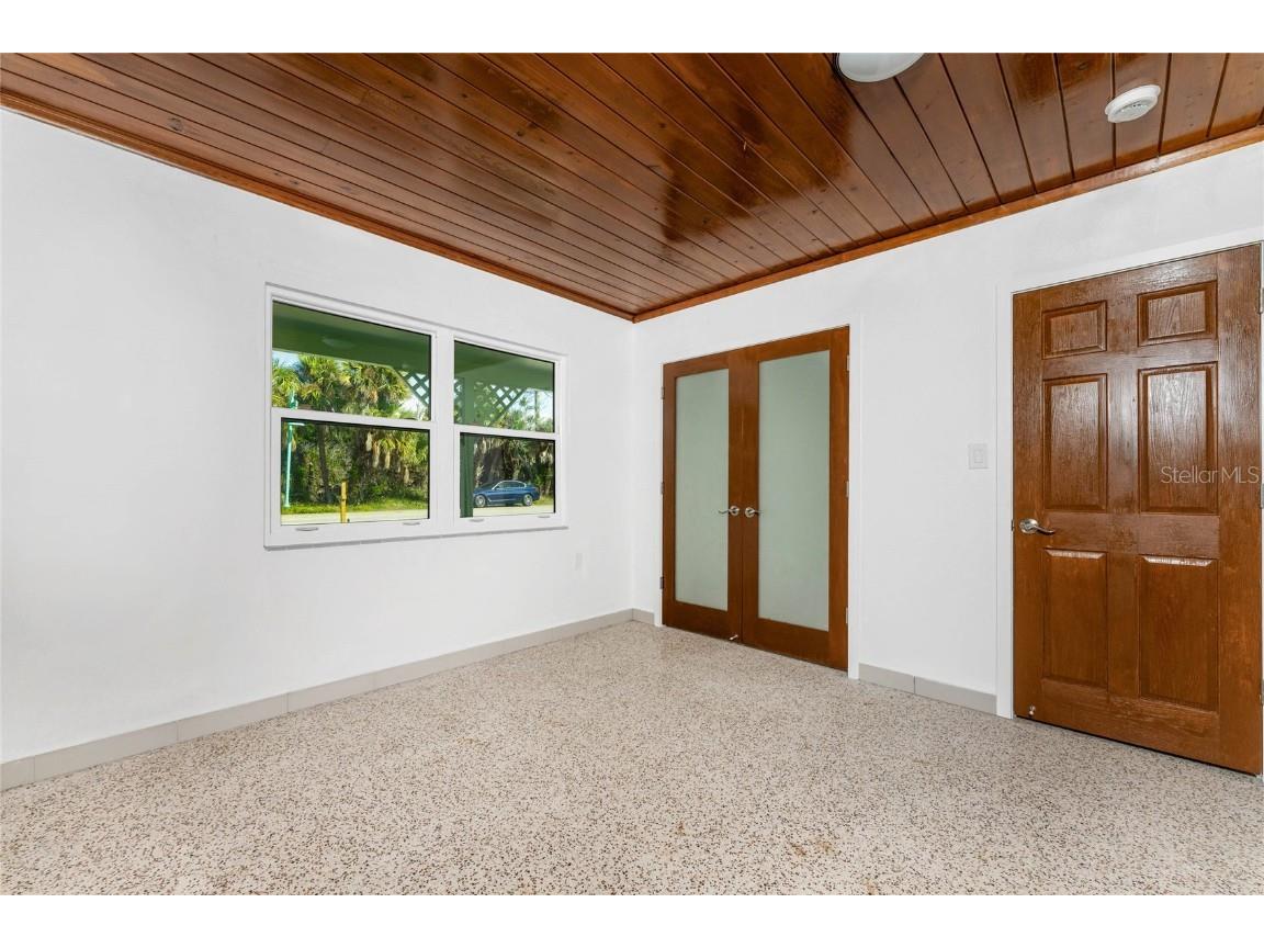 1600 Gulf Boulevard Englewood FL 34223 D6144609 image16