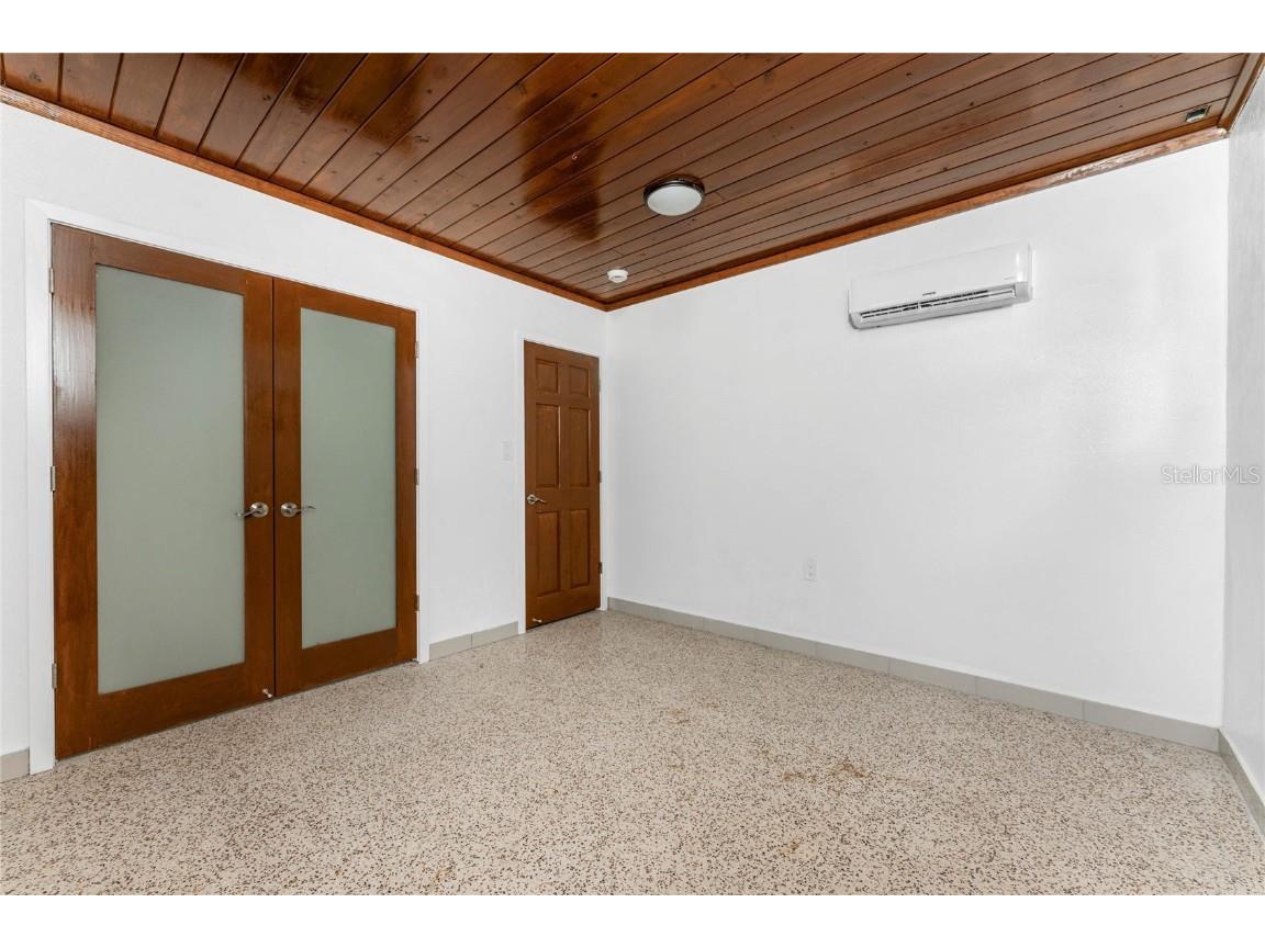 1600 Gulf Boulevard Englewood FL 34223 D6144609 image17