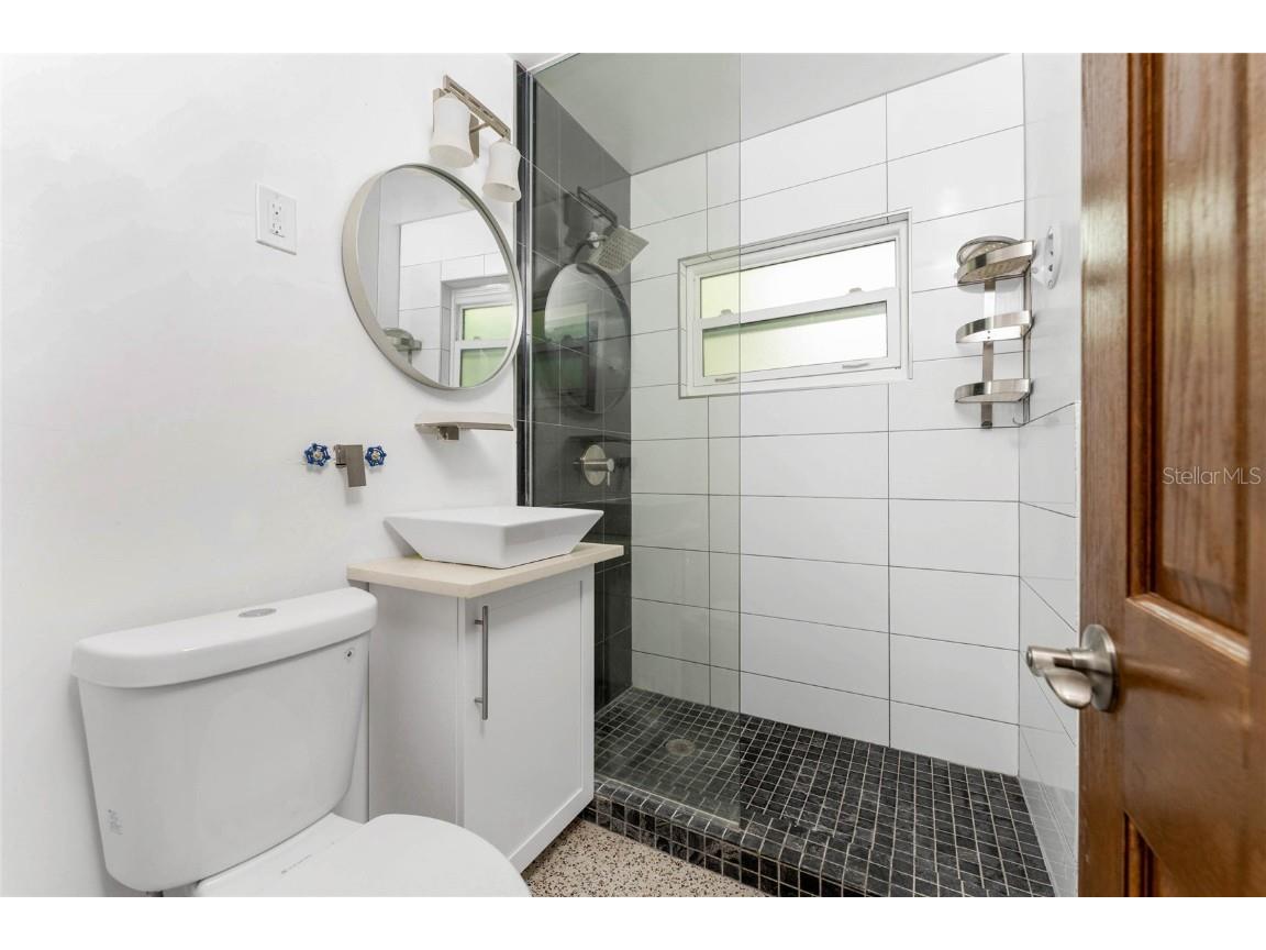 1600 Gulf Boulevard Englewood FL 34223 D6144609 image18