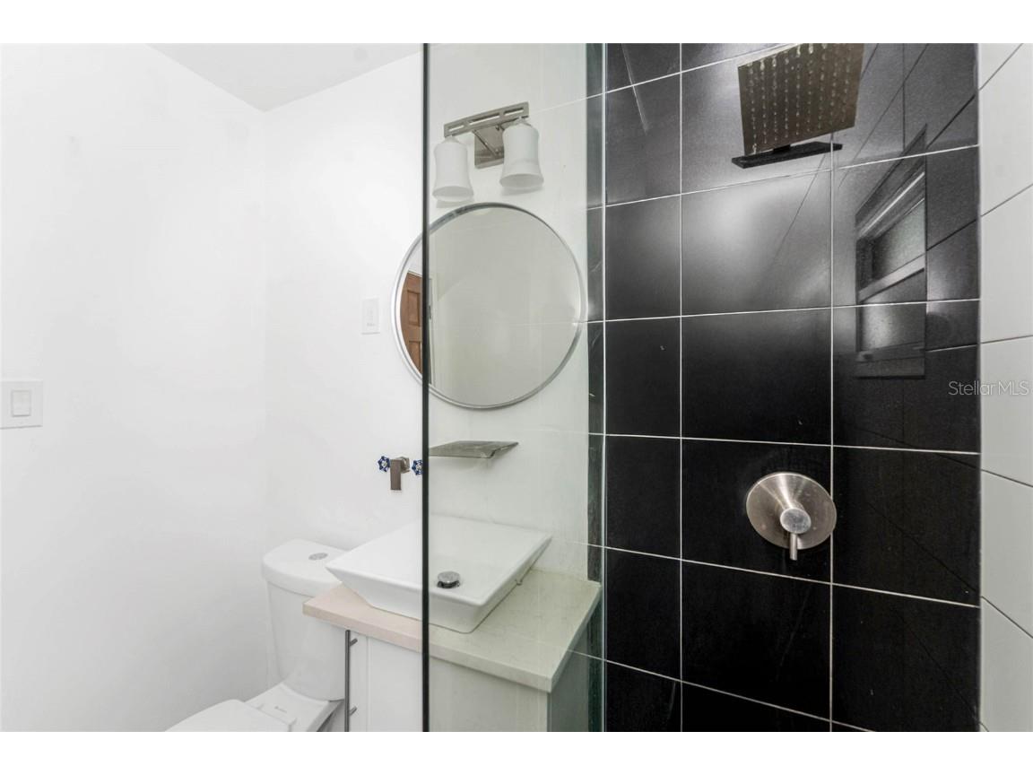 1600 Gulf Boulevard Englewood FL 34223 D6144609 image19